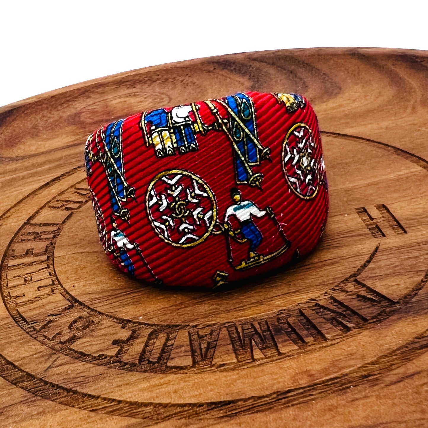 CC- christmas red & snowflake - CC logo CC083- hairband / hairclip