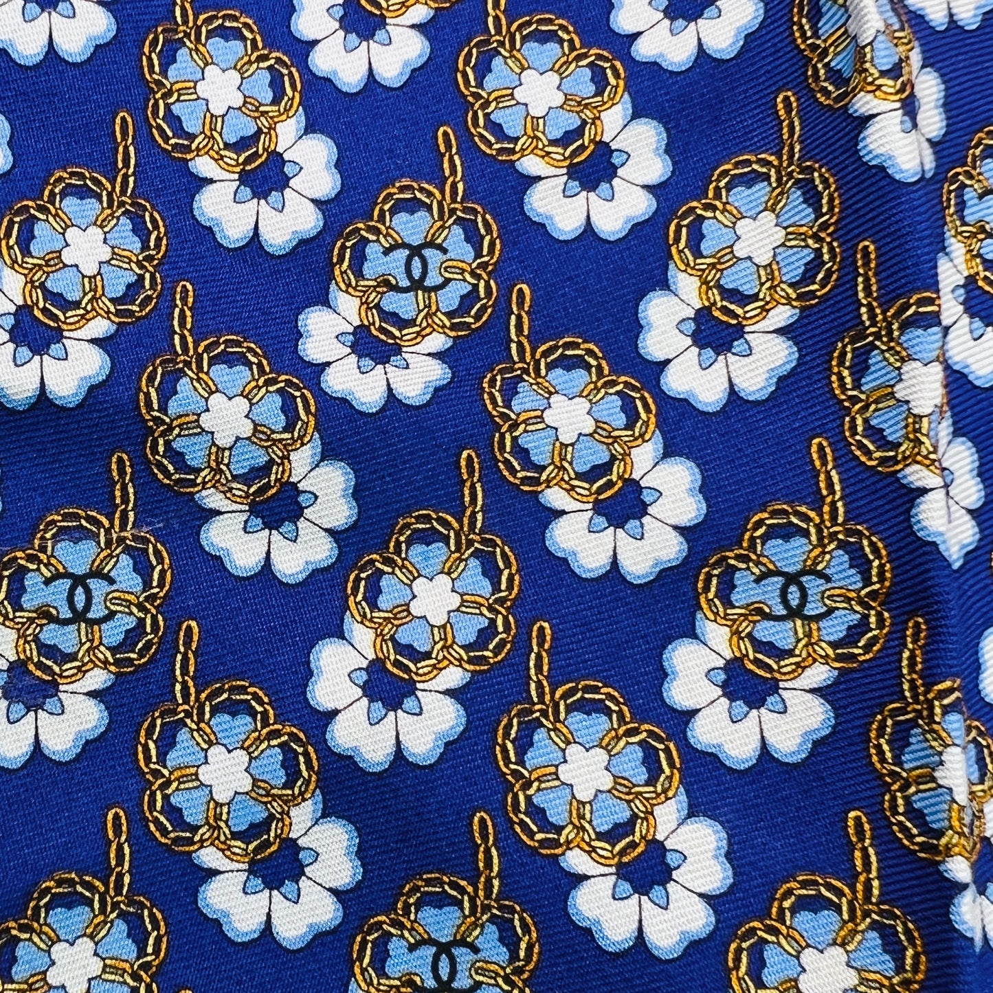Tailormade fabric: Chanel