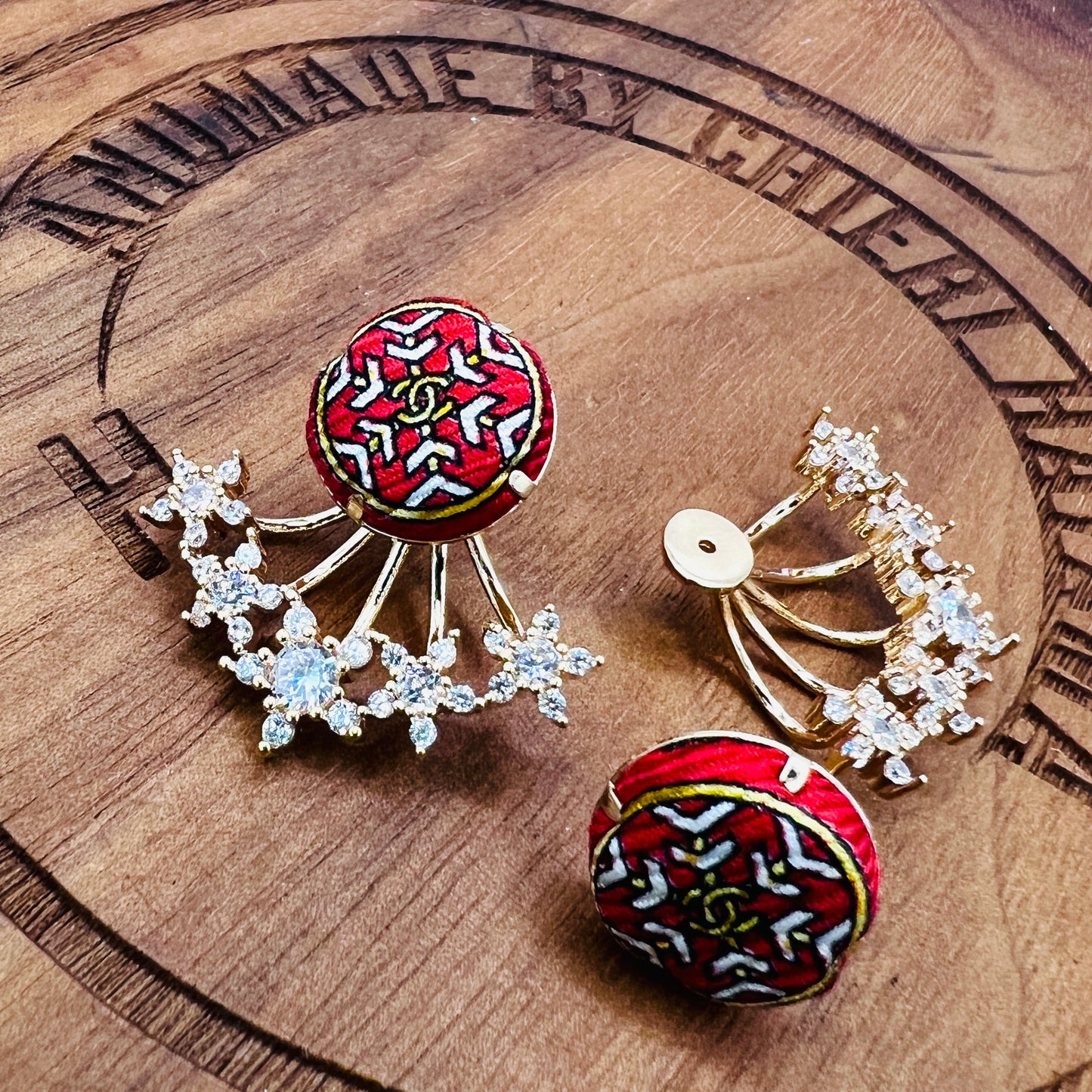 CC- christmas red & snowflake - CC logo CC083- earring