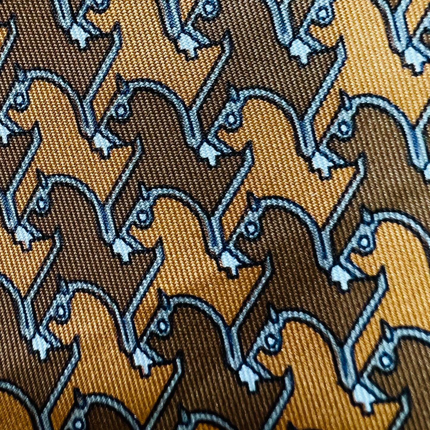 Tailormade fabric: Hermes