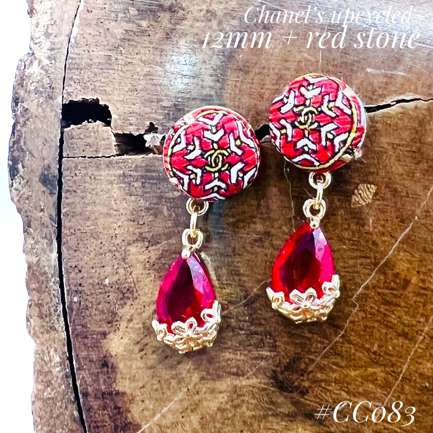 CC- christmas red & snowflake - CC logo CC083- earring
