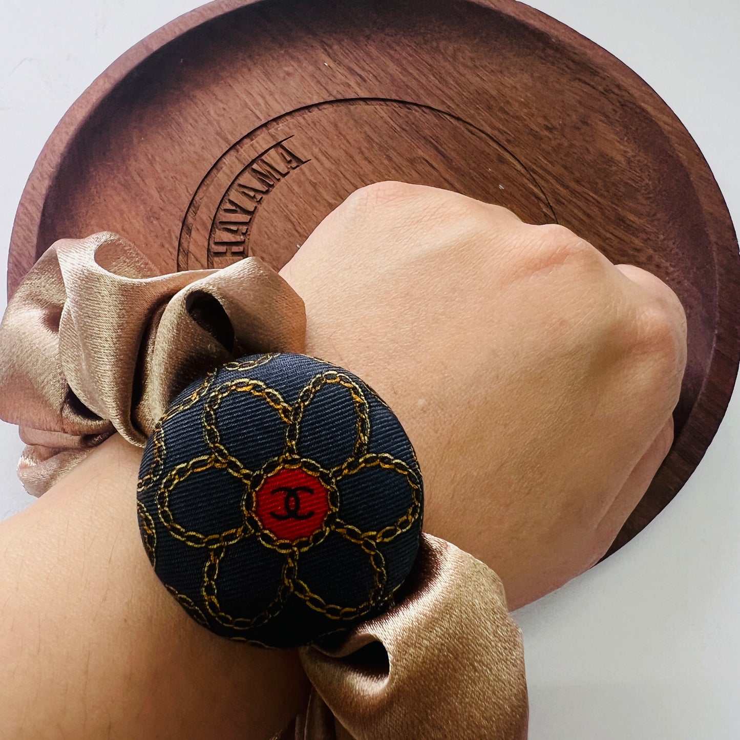 Mini Scrunchie with XL coin