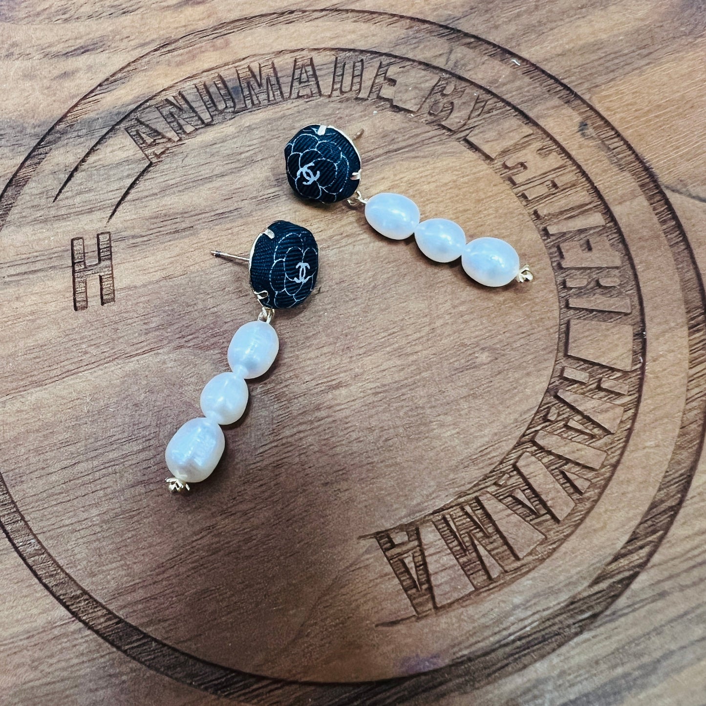 CC- Black & White Camellias with CC logo CC039- genuine Pearl earrings (Copy) (Copy)