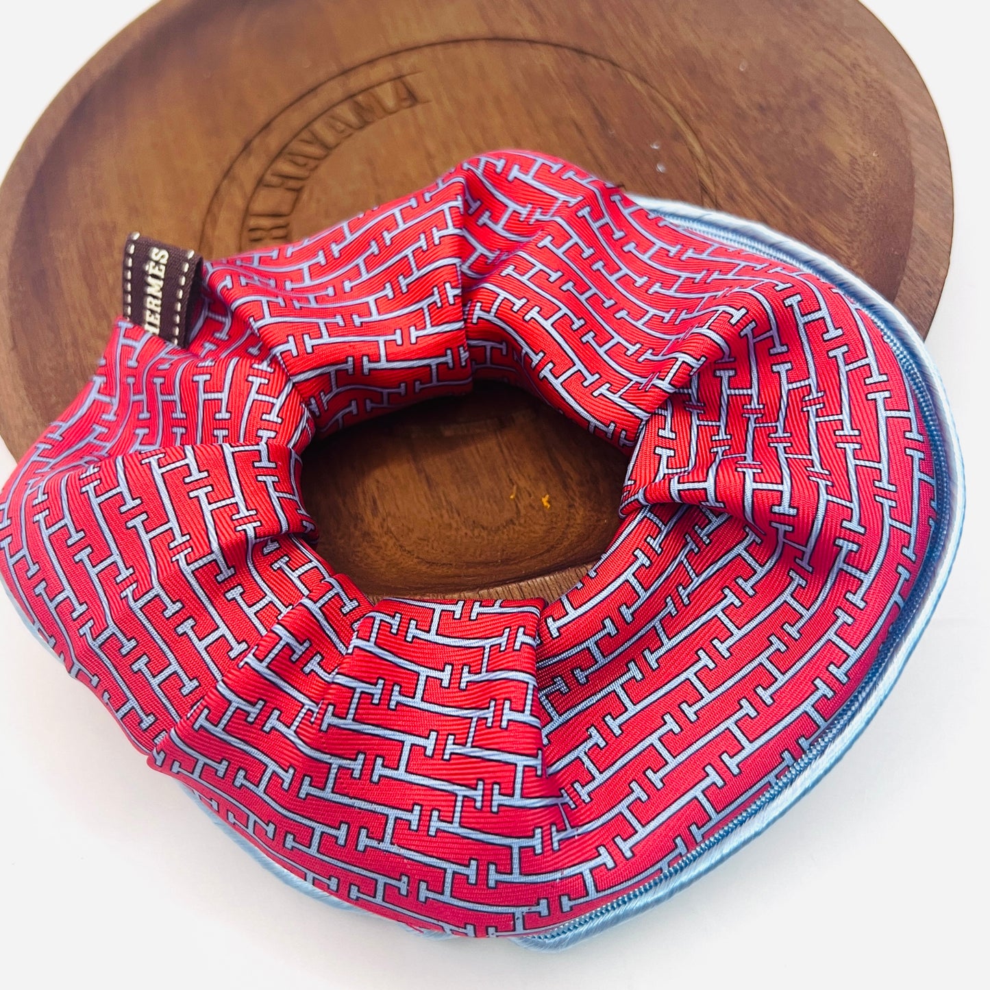 H-H0071 red & niagra blue - Scrunchie