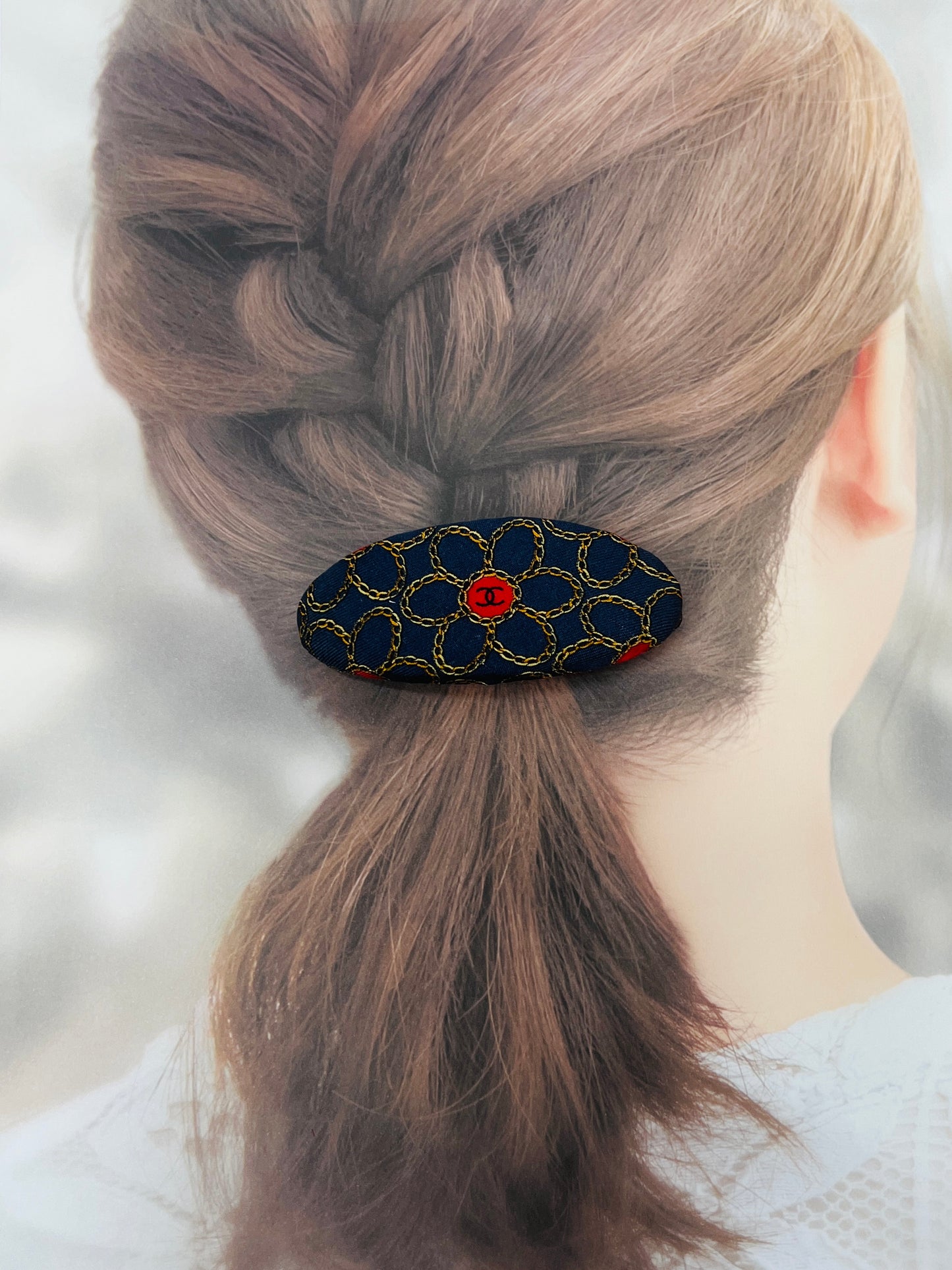 CC- Navy blue flower in gold chains-CC103- hairclip
