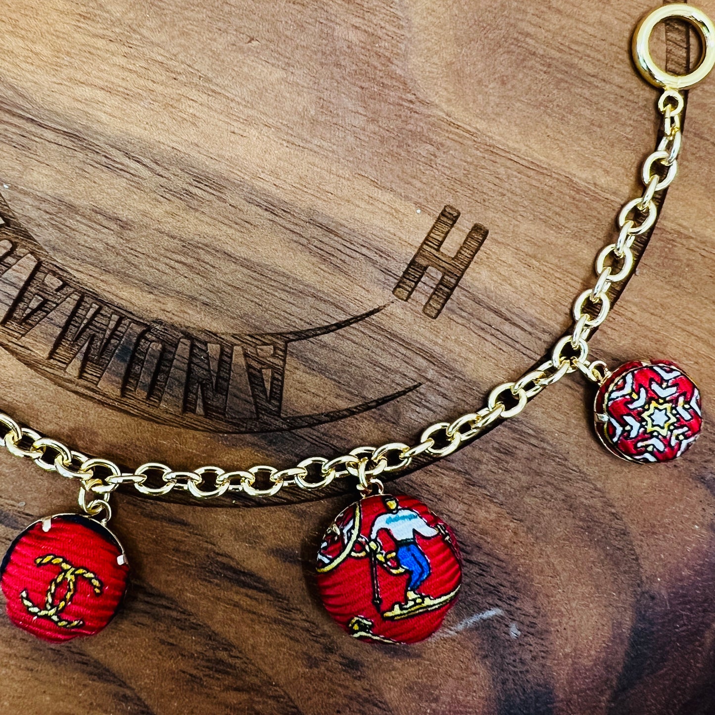 CC- christmas red & snowflake - CC logo CC083- bracelet