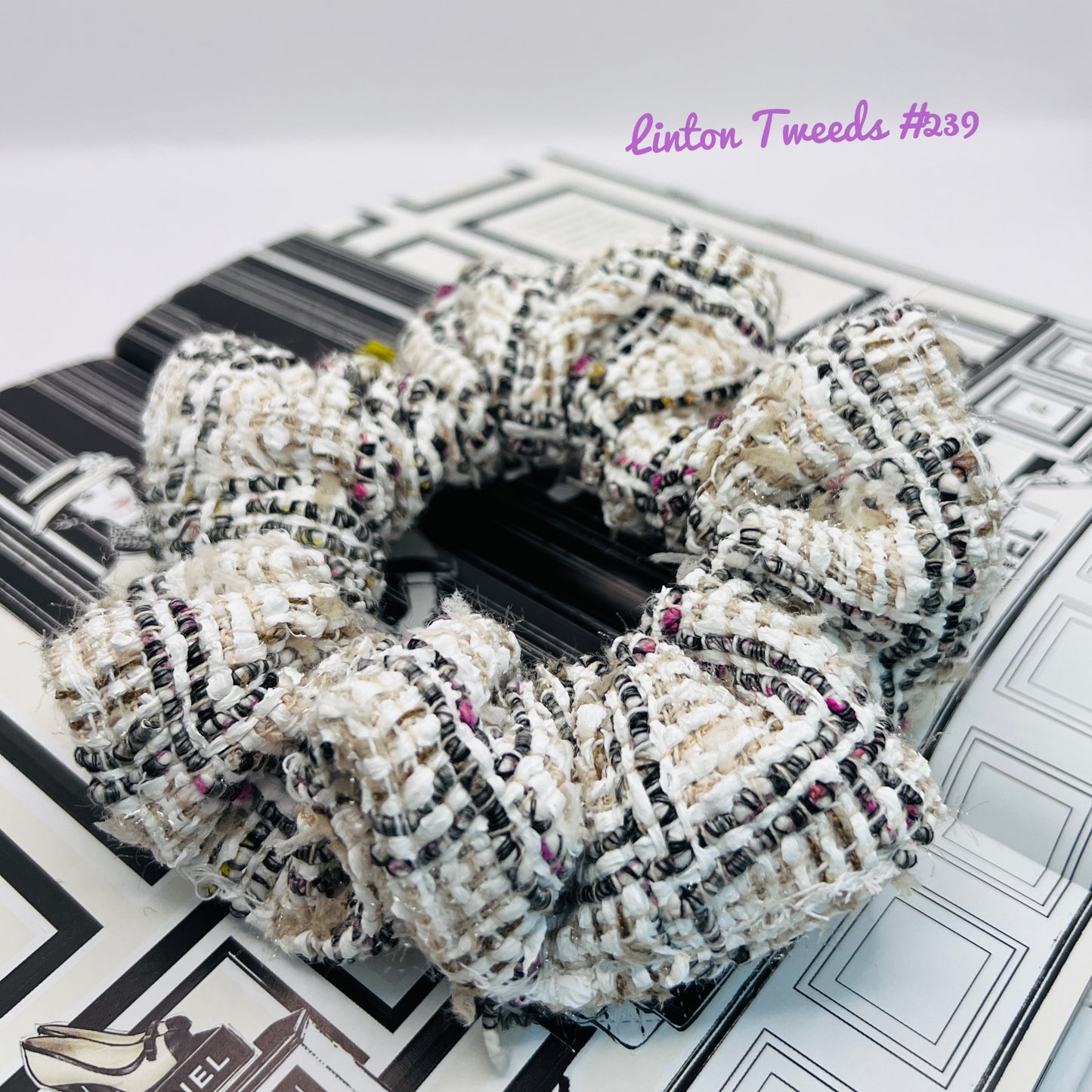 Liinton Tweeds - Scrunchie