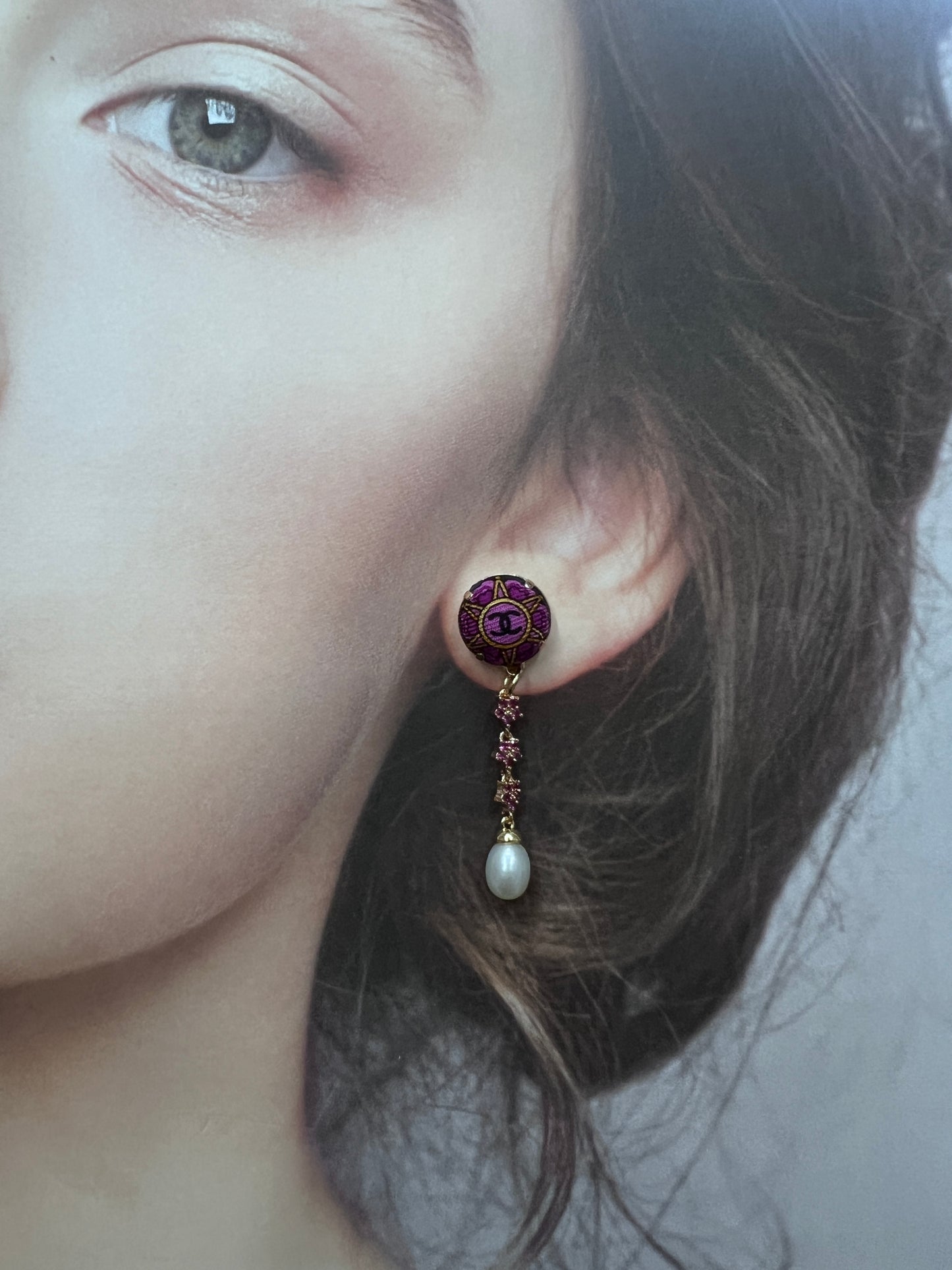 CC - shocking pink with CC logo dots CC088- earrings