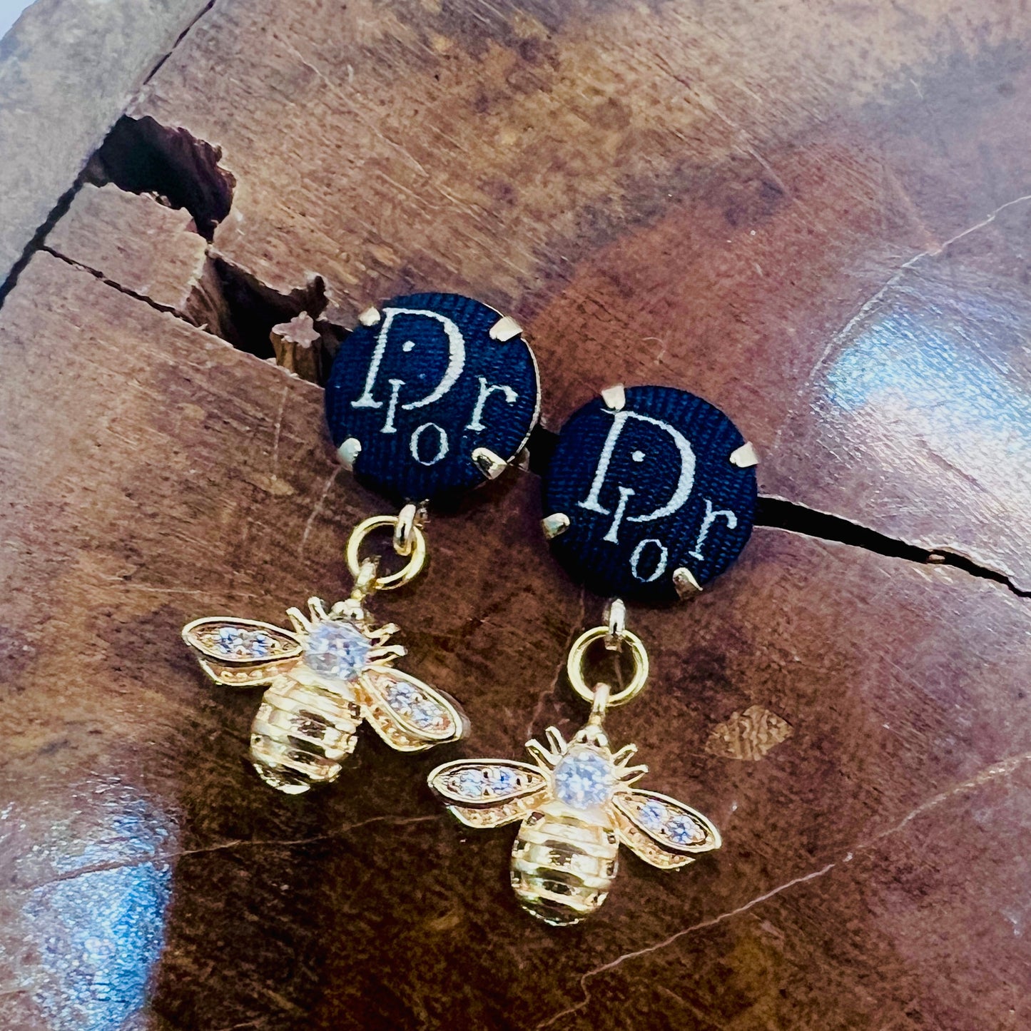 D-Drop earring- navy
