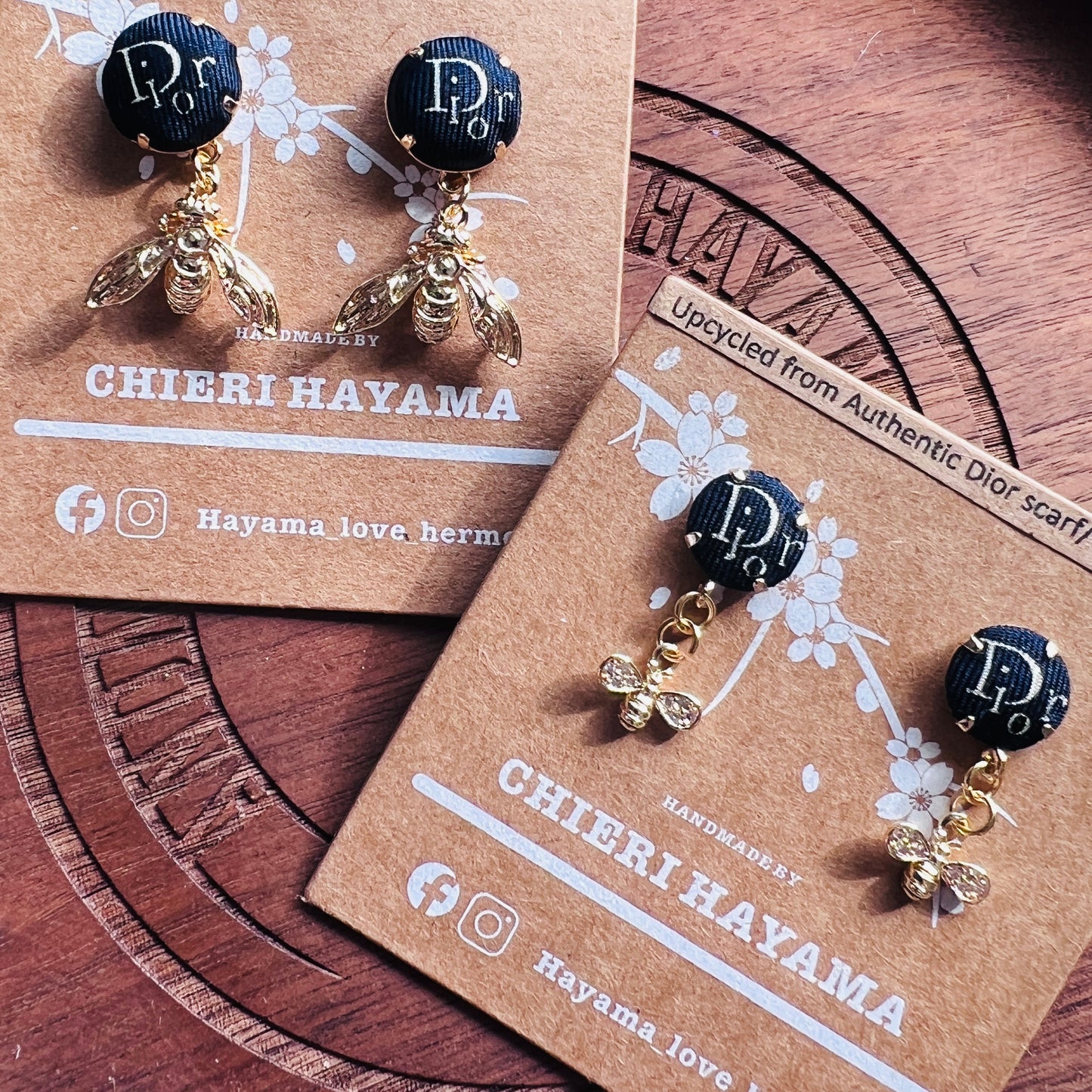 D-Drop earring- navy