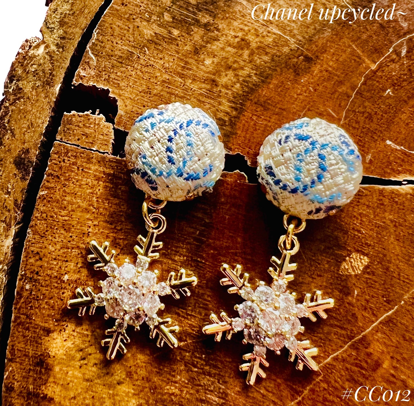 CC- Frozen CC monogram-CC012 -earring