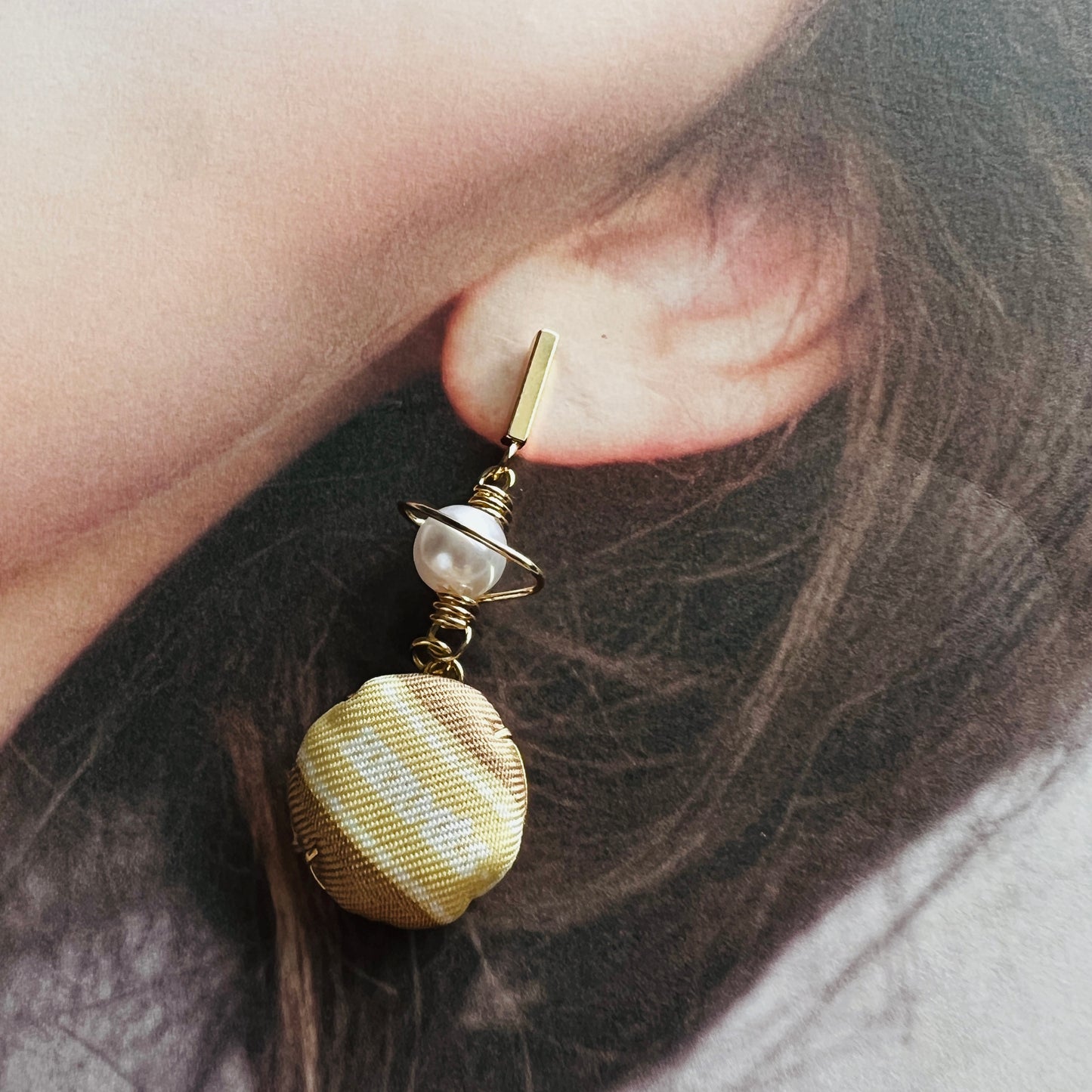 H-H Bolduc Signature Logo Ribbon pattern- earrings
