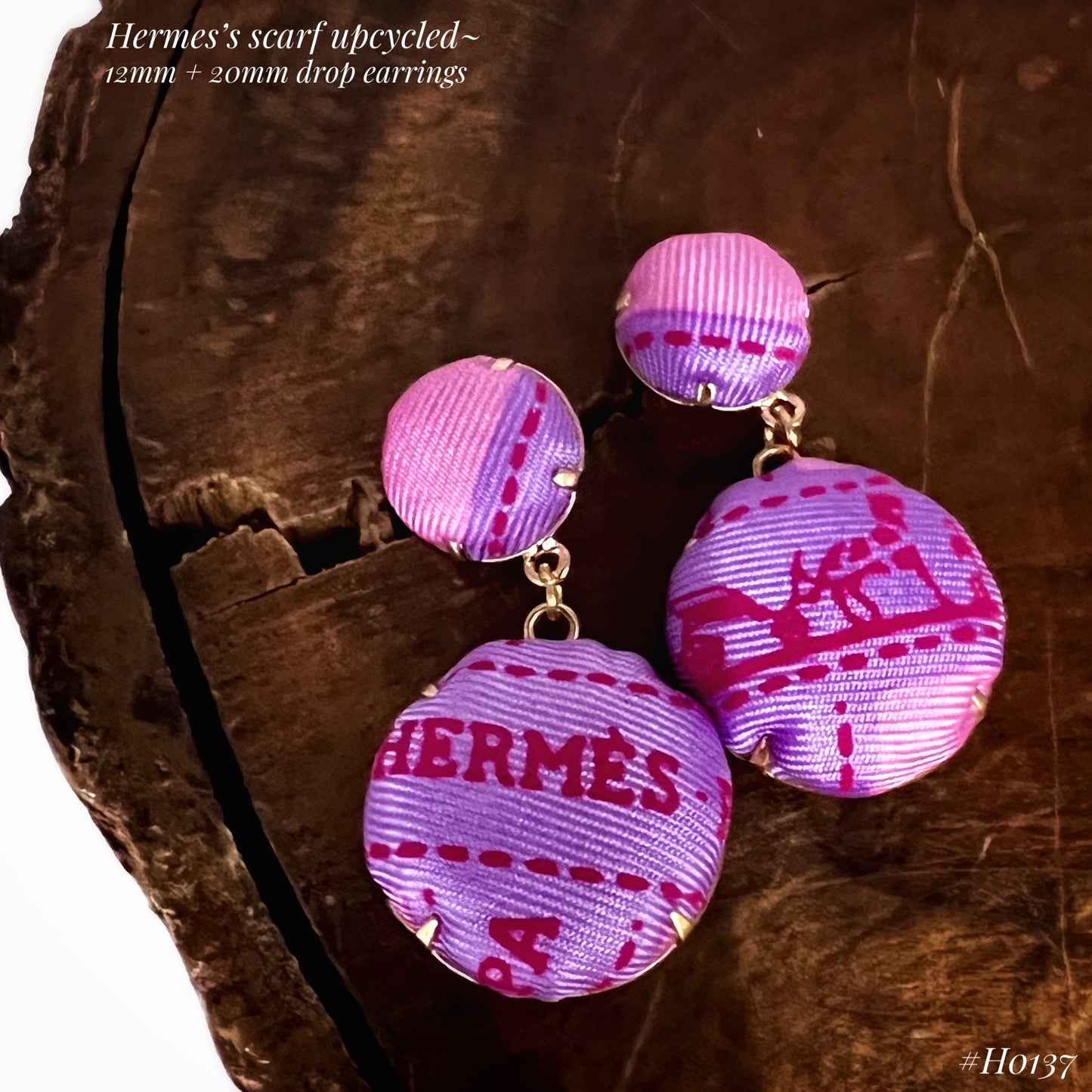 H-H Bolduc Signature Logo Ribbon pattern- earrings