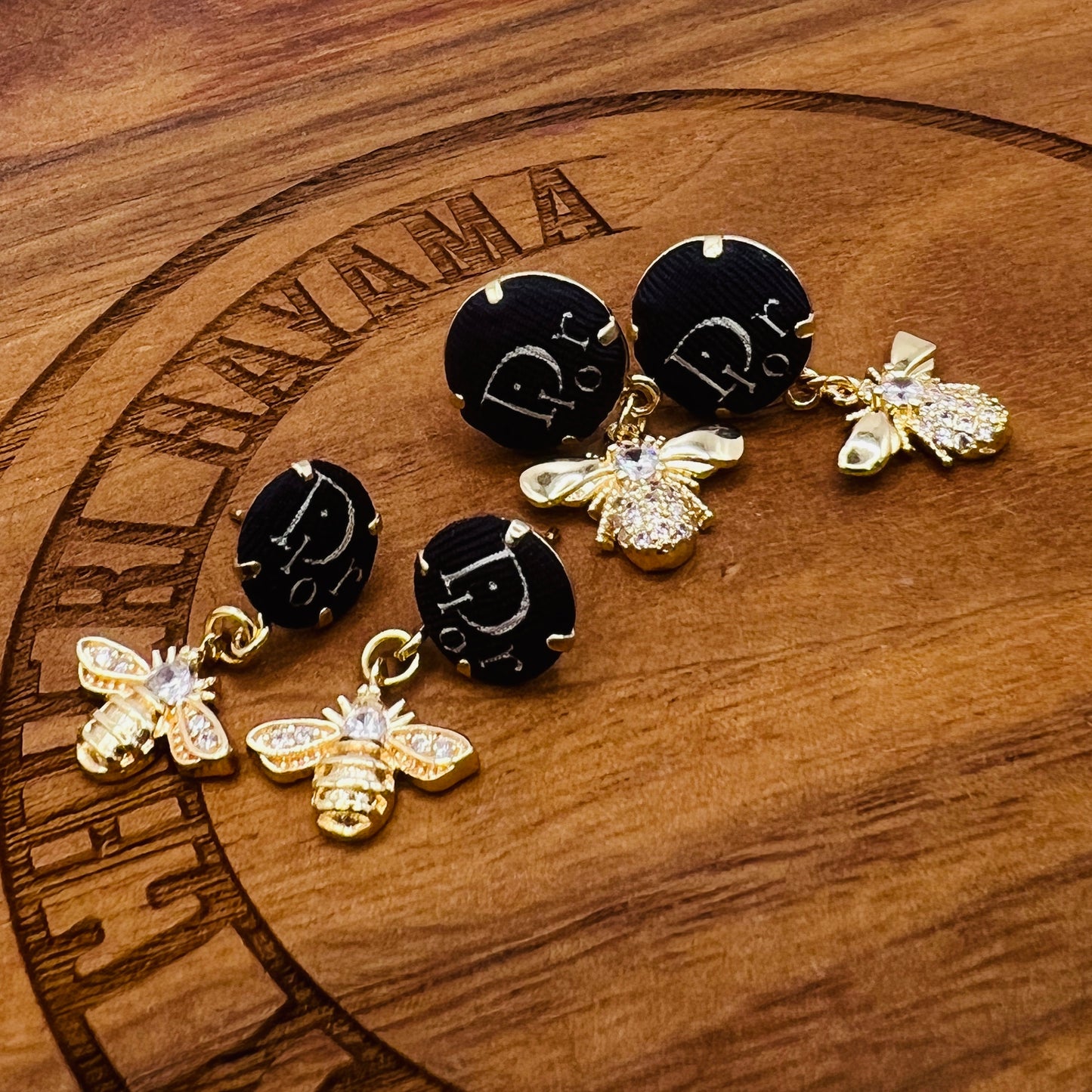 D-Drop earring- navy