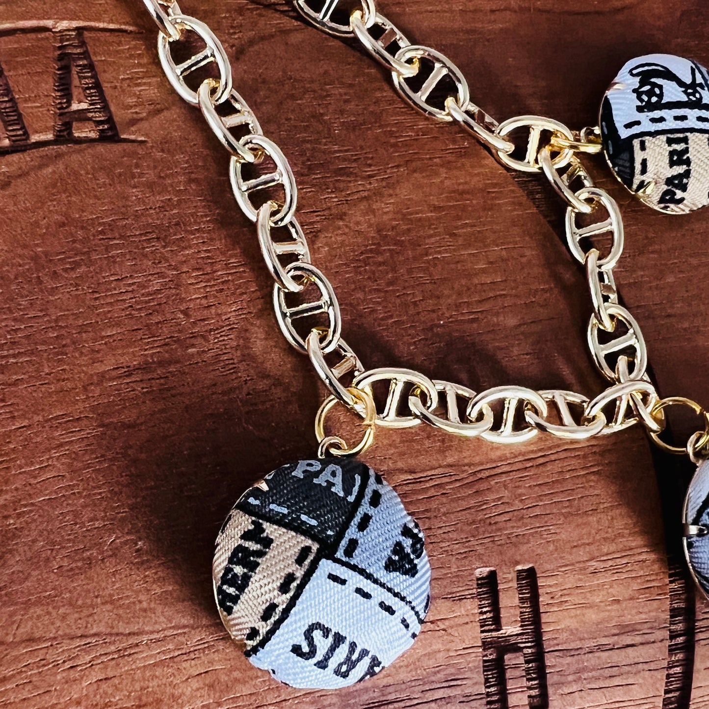 H-HU- necklace