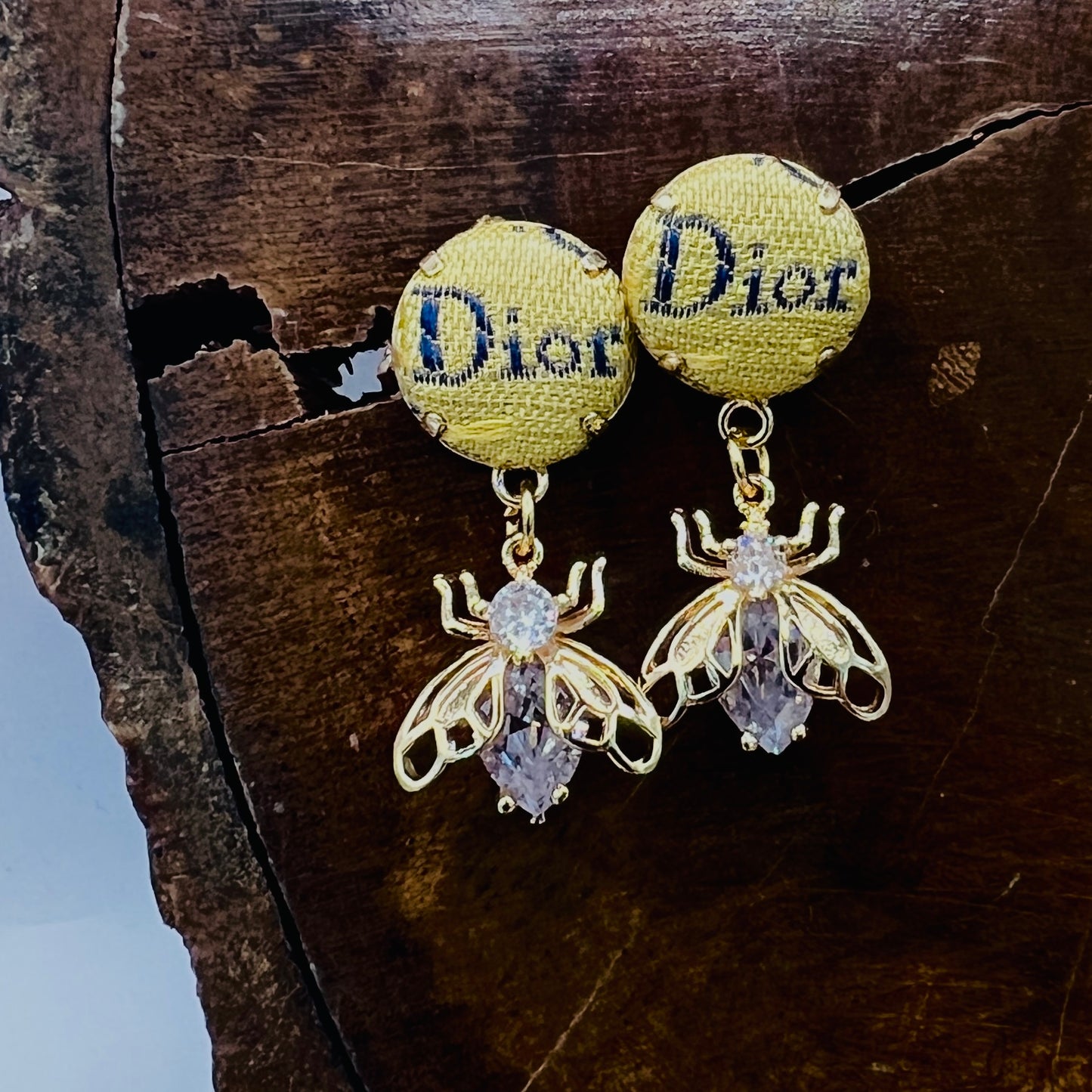 D-Drop earring- yellow bees