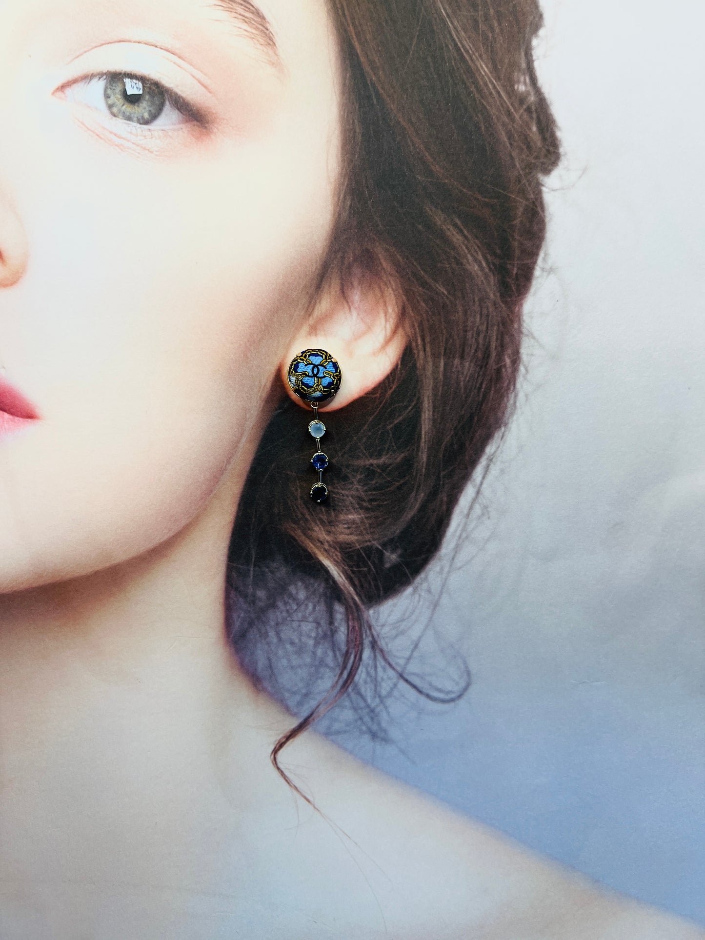 CC- ocean blue & Gold chain flower with CC logo CC064- 6 coins style earring