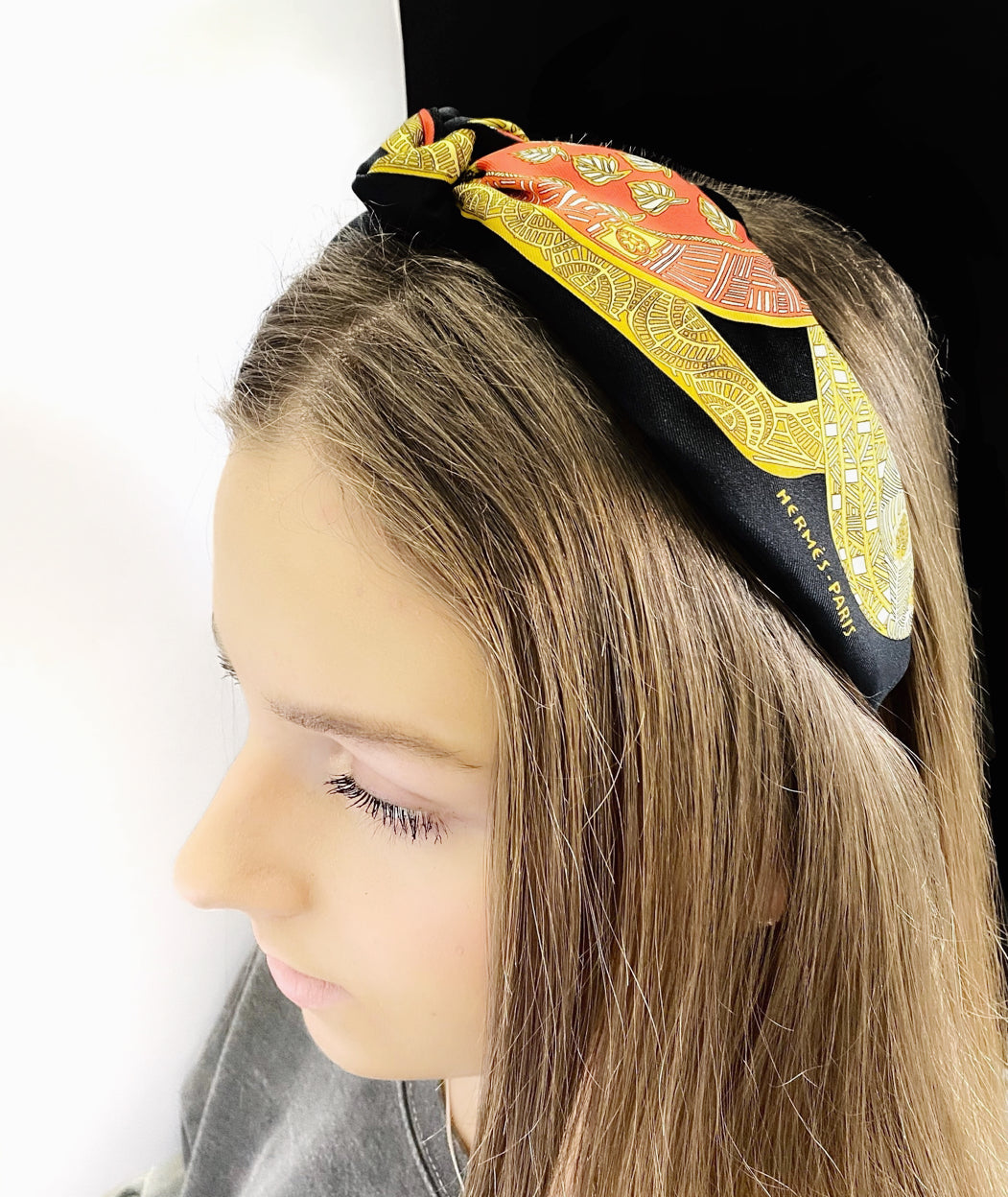 H-H Classic Vintage Pattern Black/Gold/Red - Headband