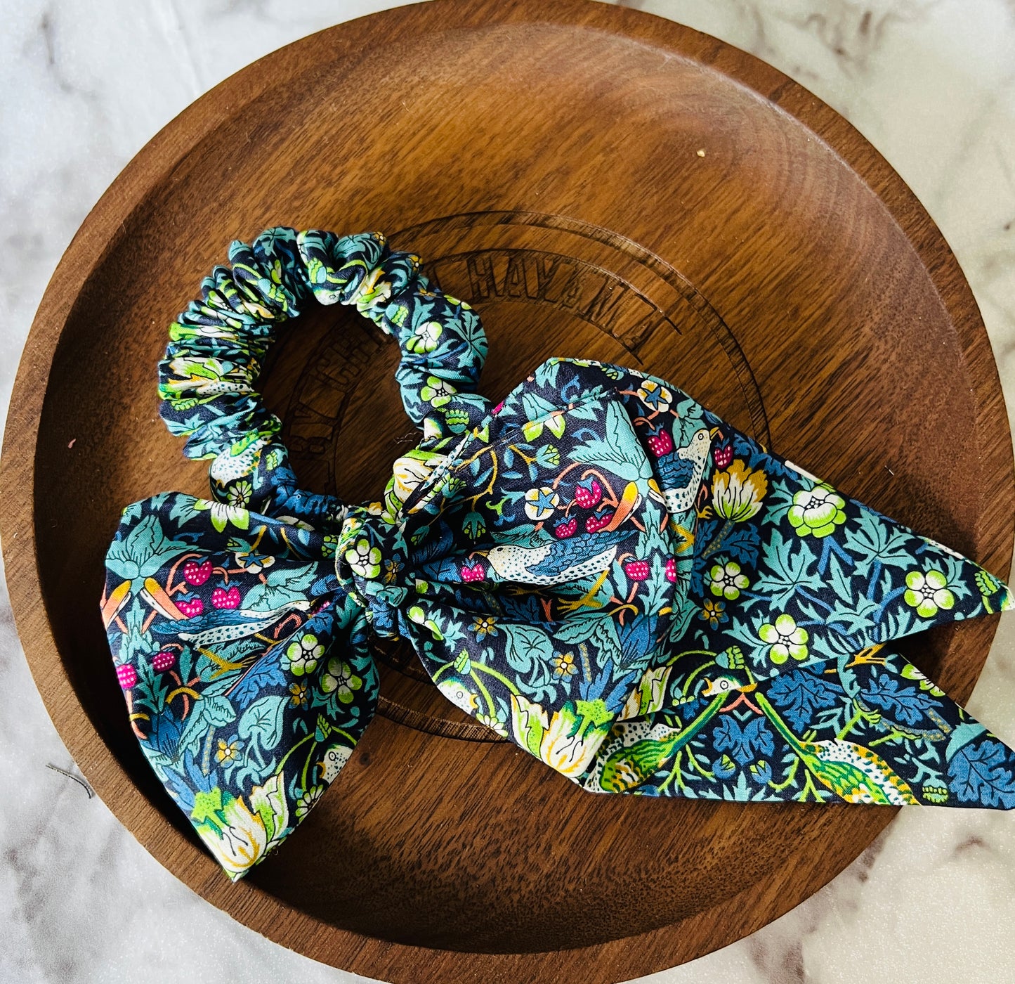 Liberty of London- Big Bow Scrunchie