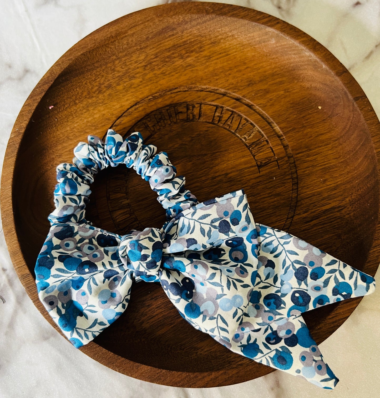 Liberty of London- Big Bow Scrunchie