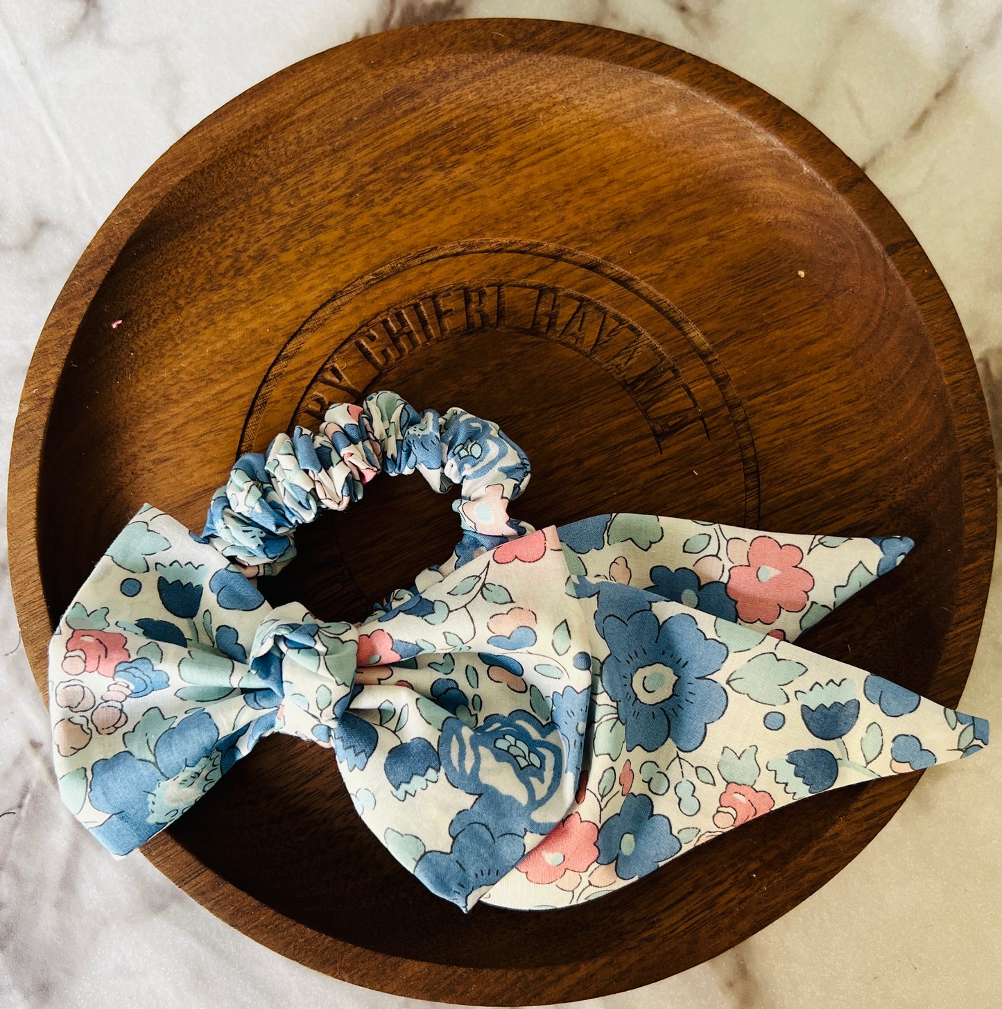 Liberty of London- Big Bow Scrunchie