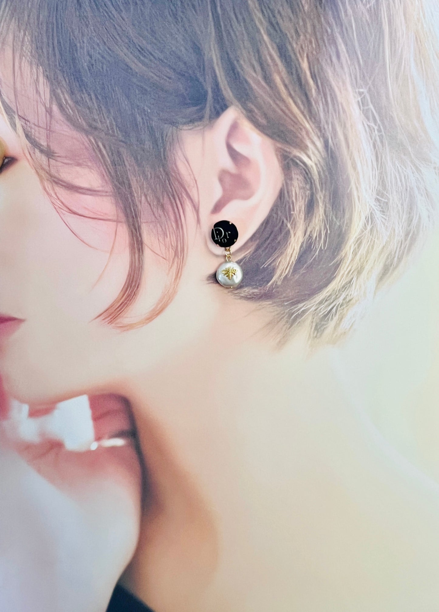 D-Drop earring with genuine pearl
