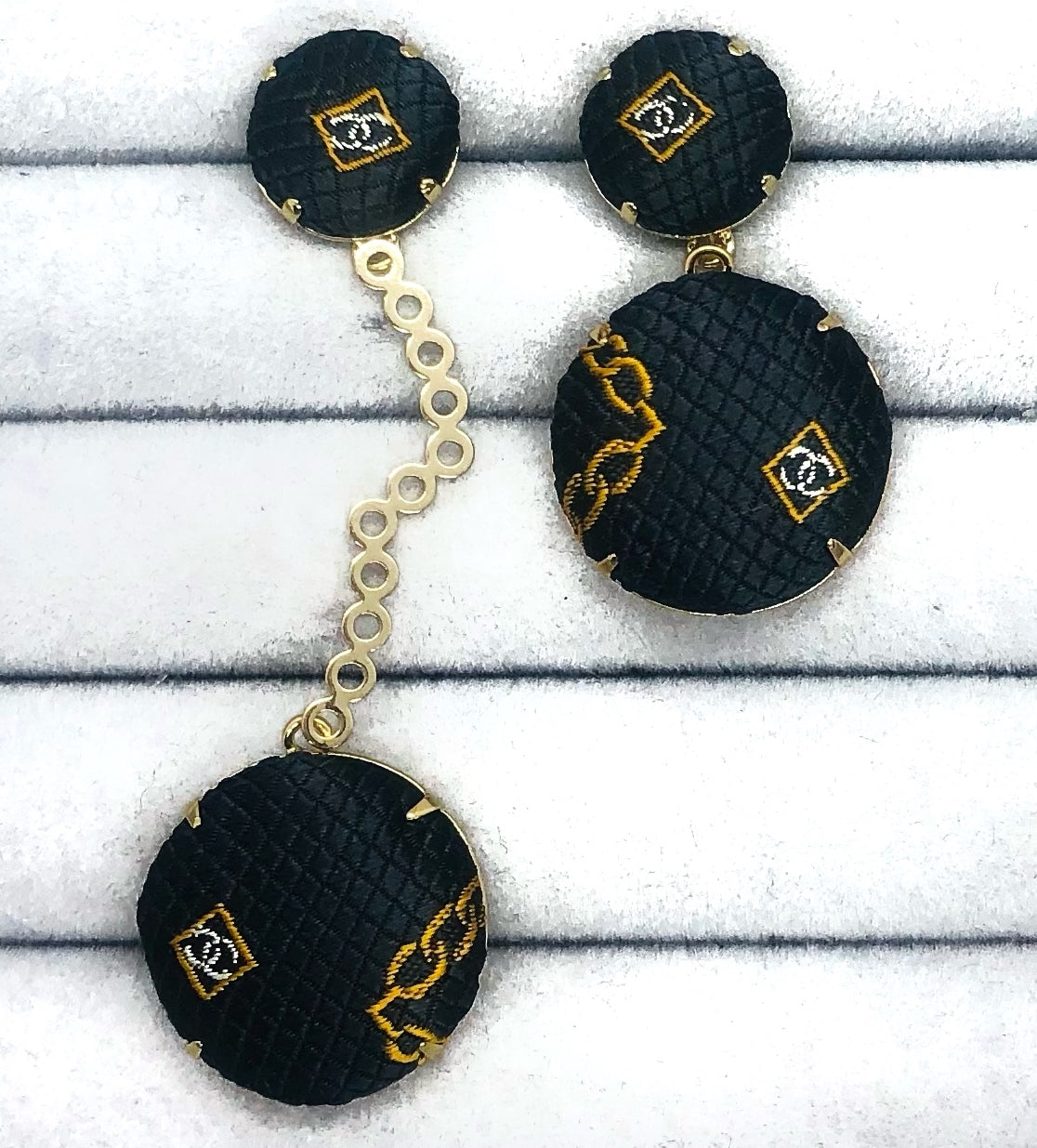 CC- Vintage black & Gold Chain-CC010 earring