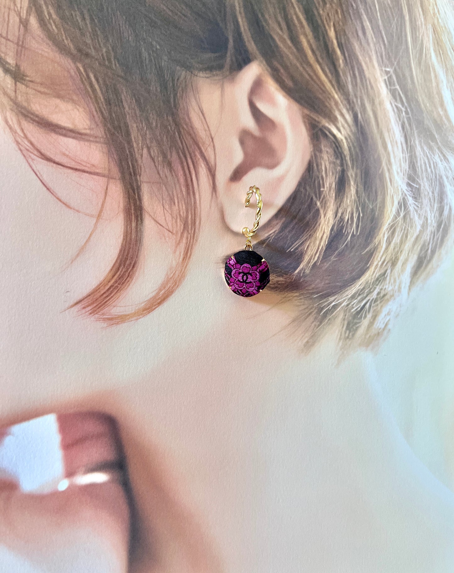 CC- CC0063- Valentine Camellias in the dark- earring