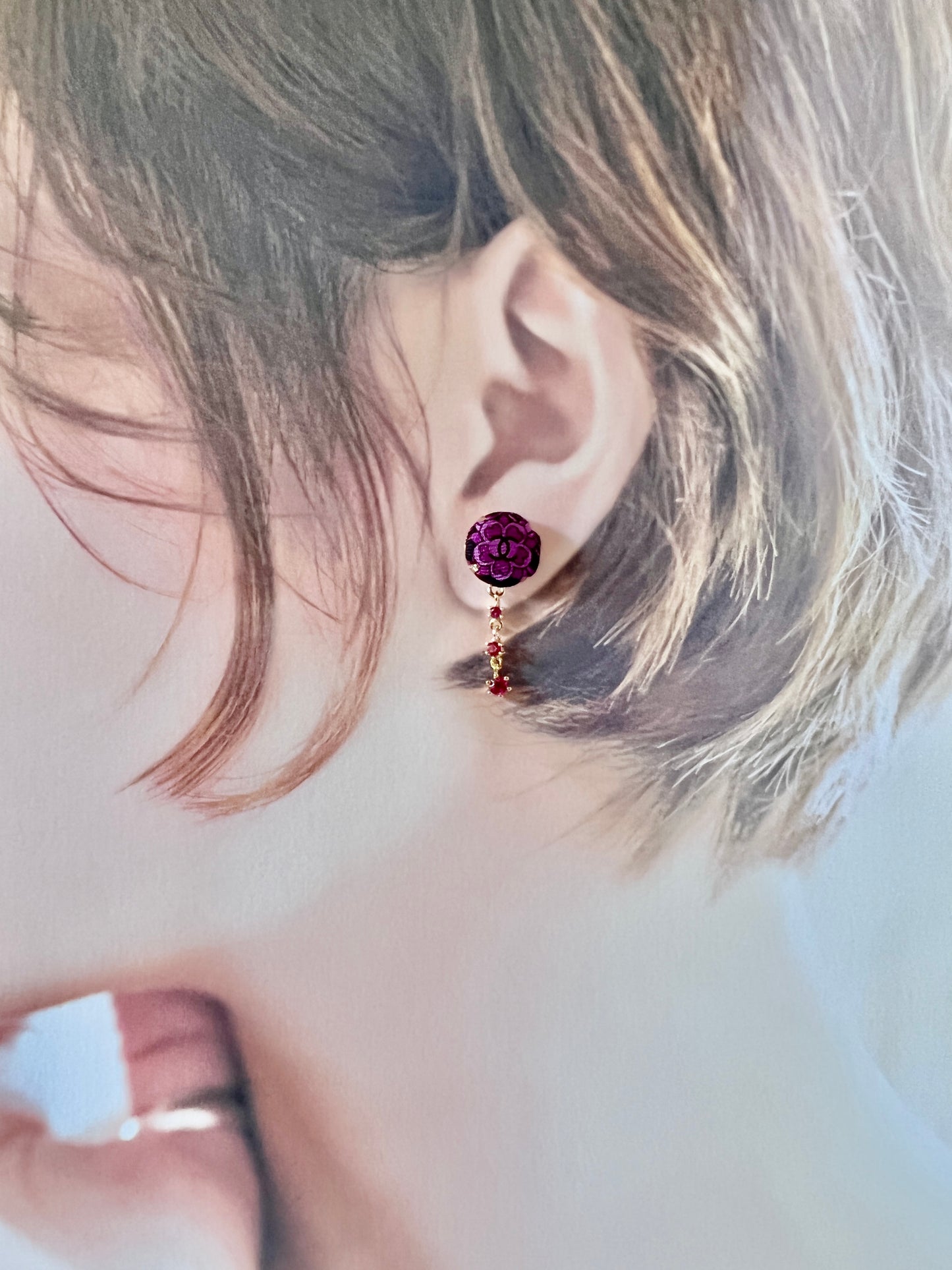 CC- CC0063- Valentine Camellias in the dark- earring