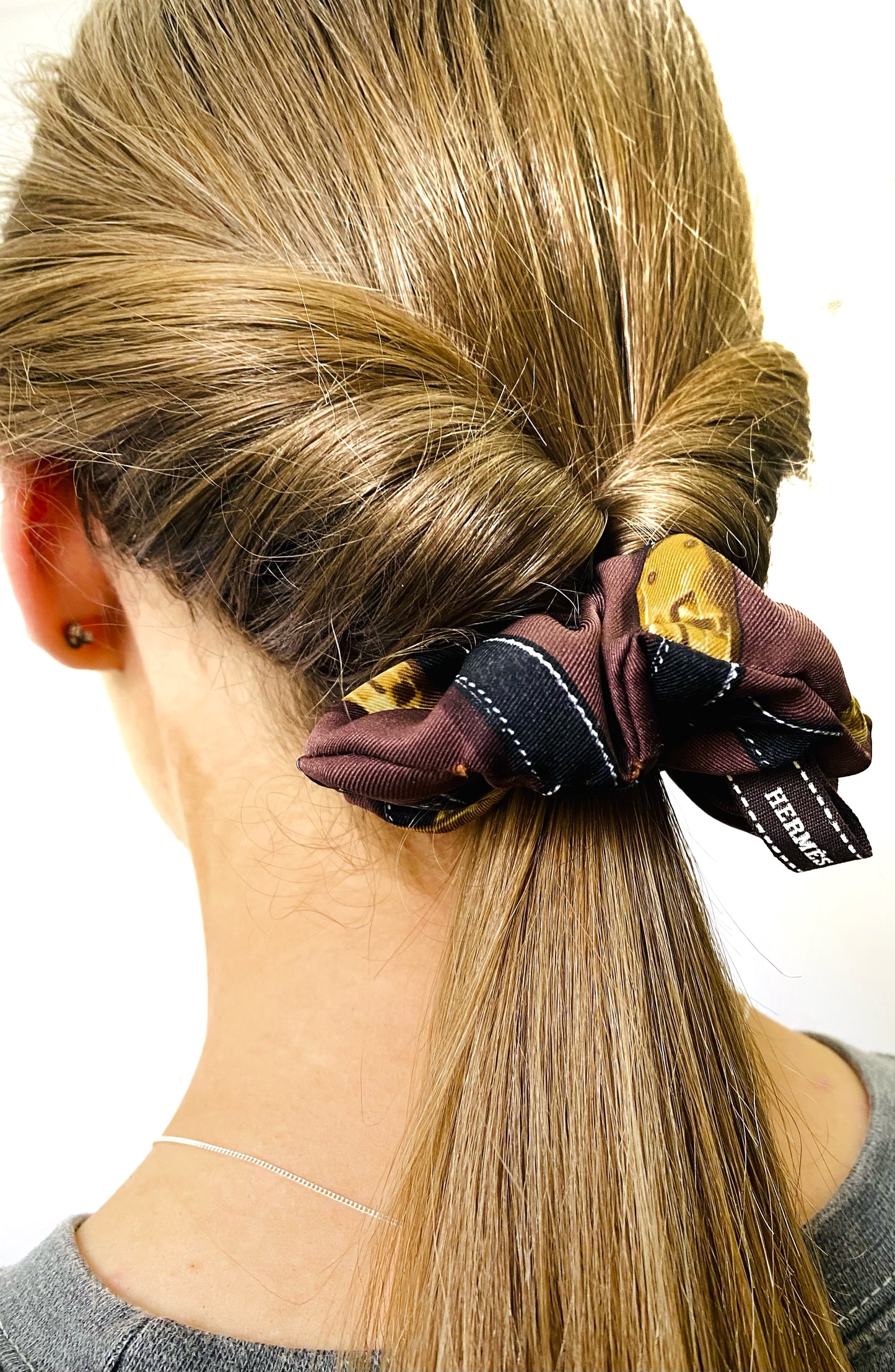 H-H Kelly lock in Chestnut & Berry-H0058- Scrunchie