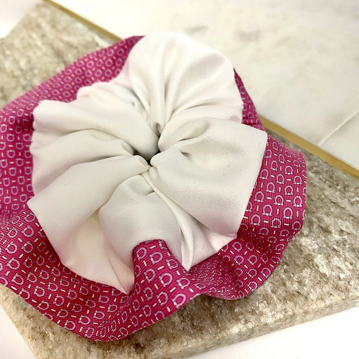 SF- Candy Pink SF0002/ scrunchie
