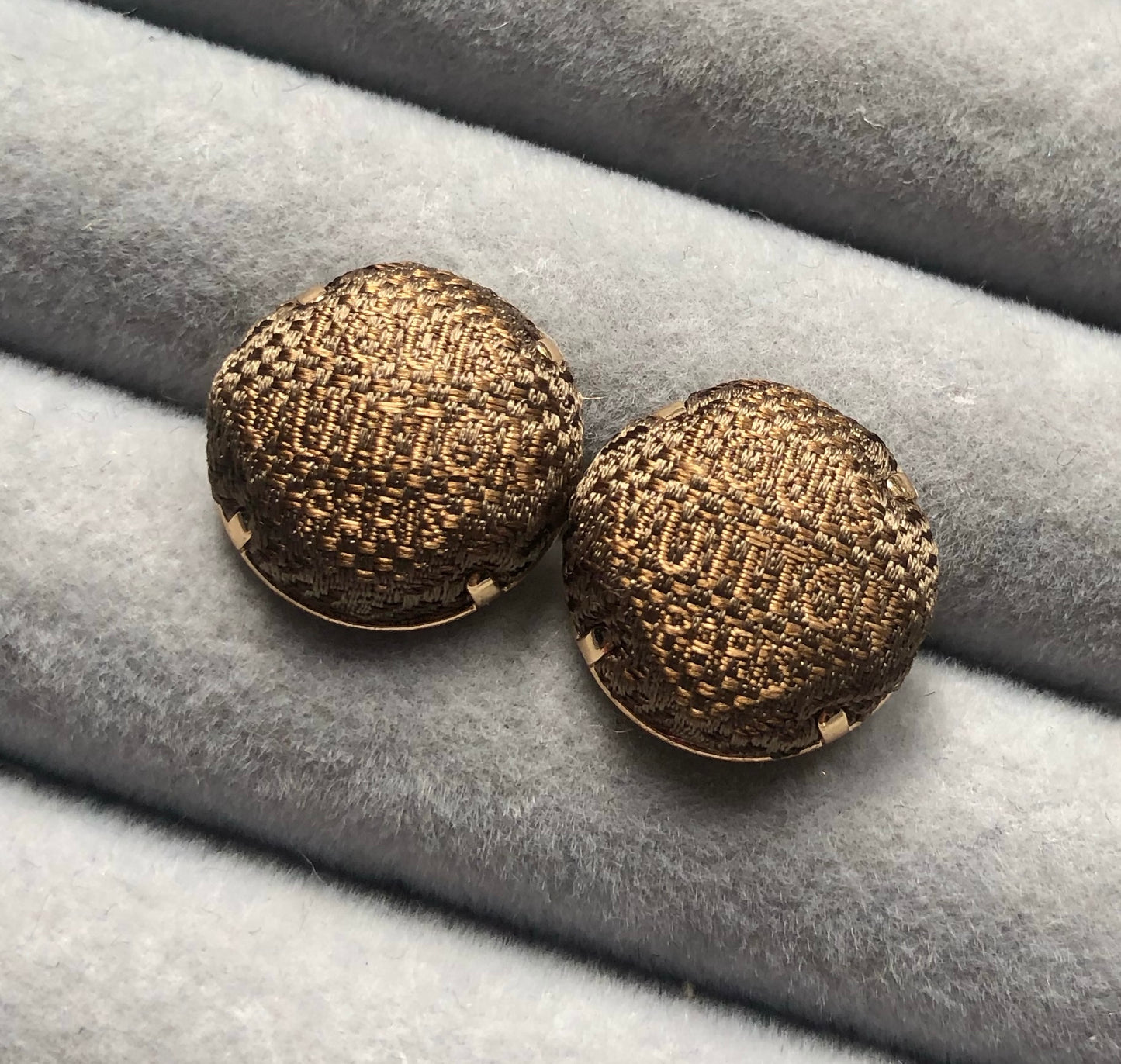 LV- classic pattern- earring