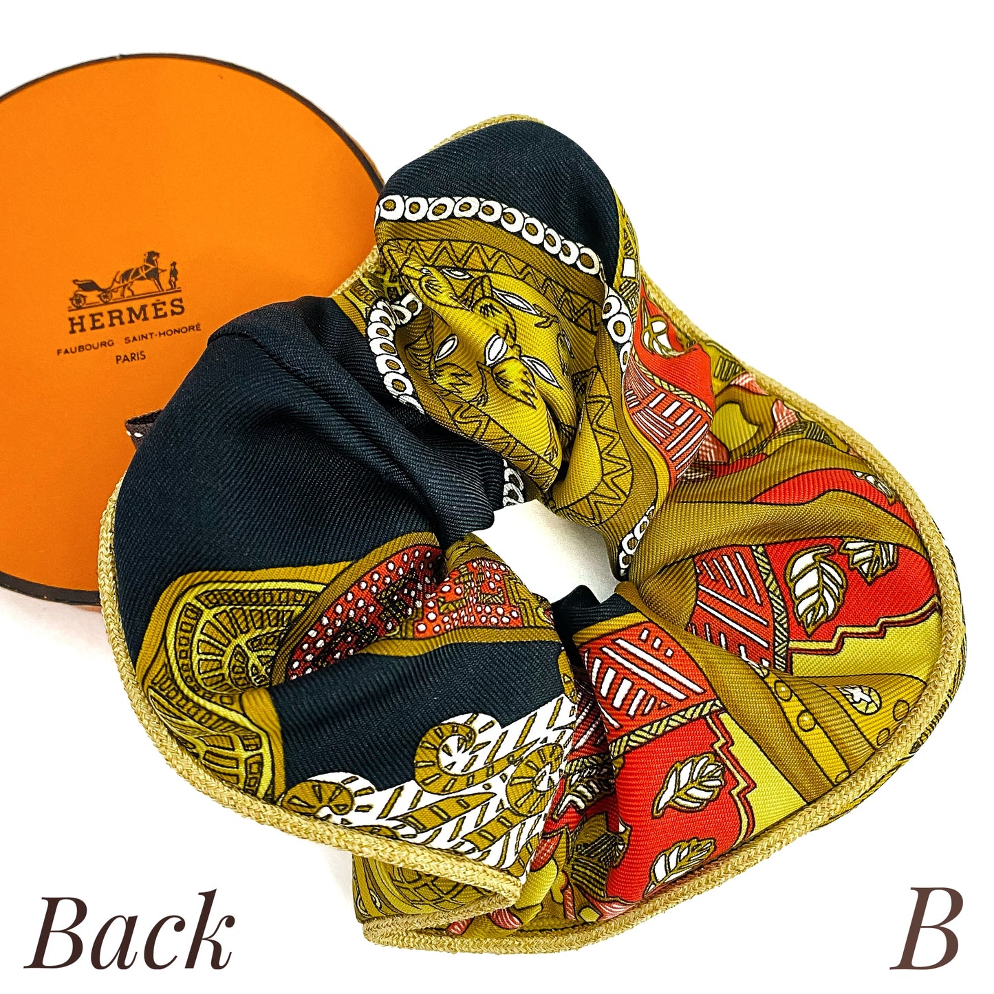 H-H Classic Vintage Pattern Black/Gold/Red -H0002- Scrunchie