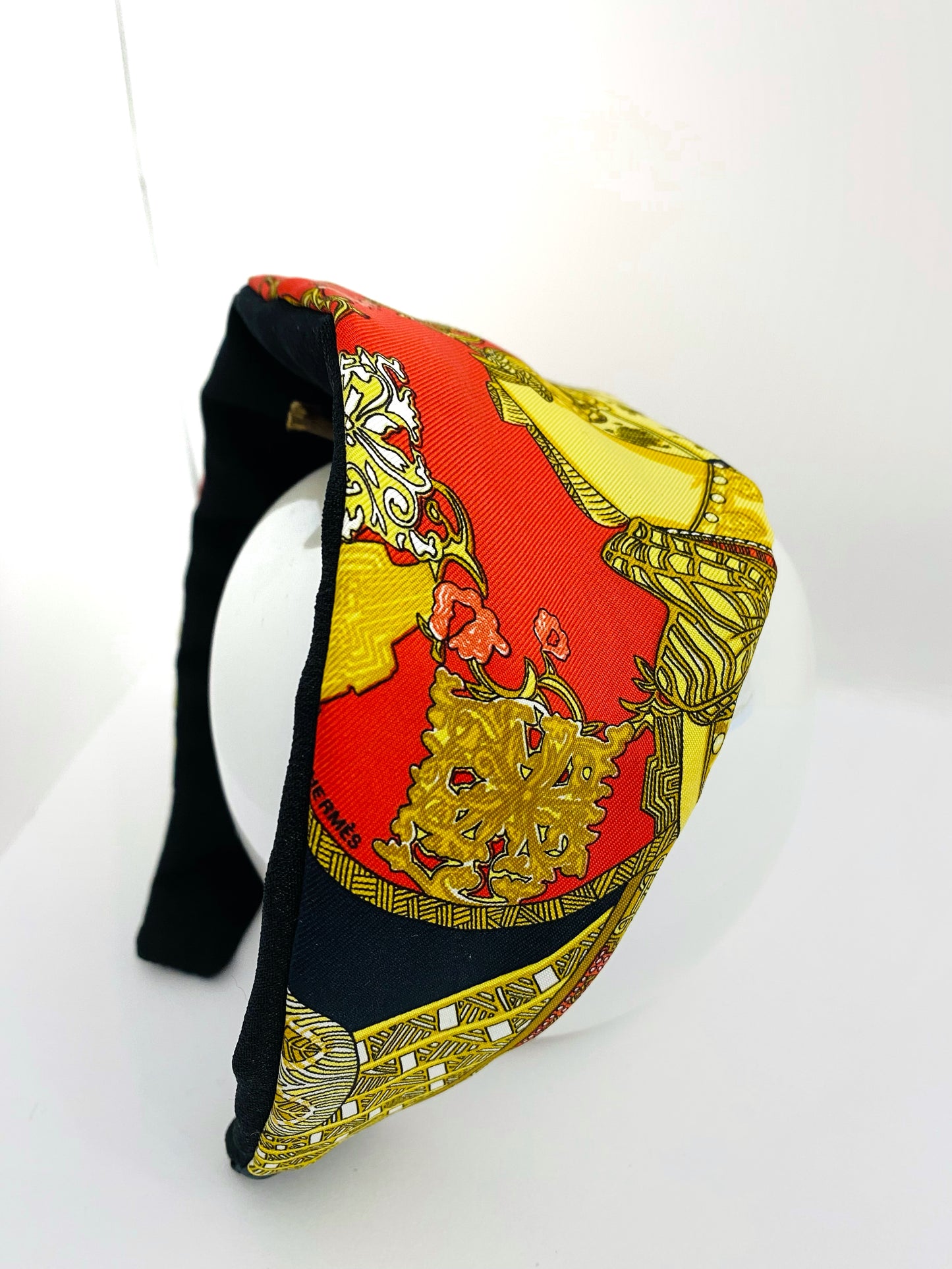 H-H Classic Vintage Pattern Black/Gold/Red - Headband style 1