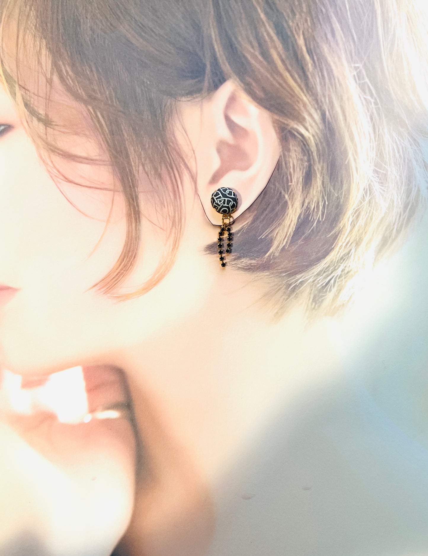 H-H0016 black & grey maillon -drop earring-