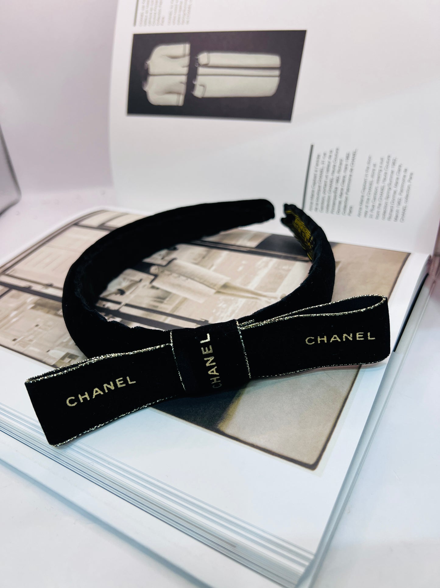 CC-ribbon black & gold valet headband