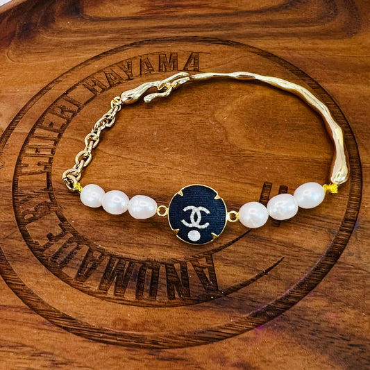 CC- Grey pearl with CC logo CC038- genuine pearl bracelet