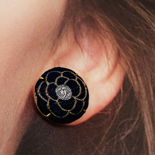 CC- CC0081- Navy & Rose Gold camellia with CC logo- clip