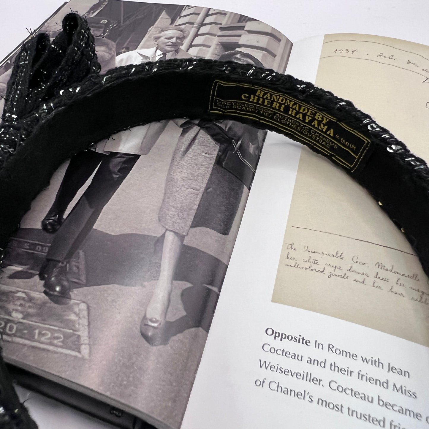 CC-ribbon black & gold headband with CC charm