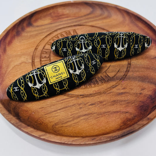 CC- Anchor with CC logo in black CC054- hairclip