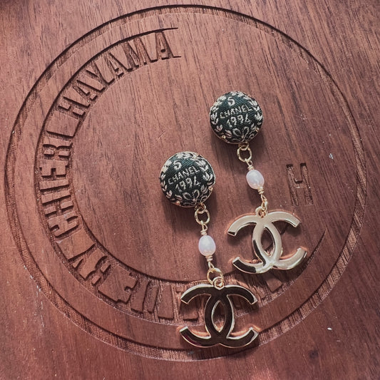 CC- Hunter Green 1994 vintage- CC078- earrings