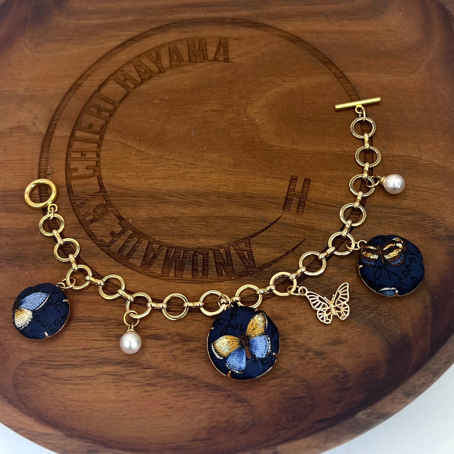 CC- winsdor navy & butterfly- CC041- Bracelet