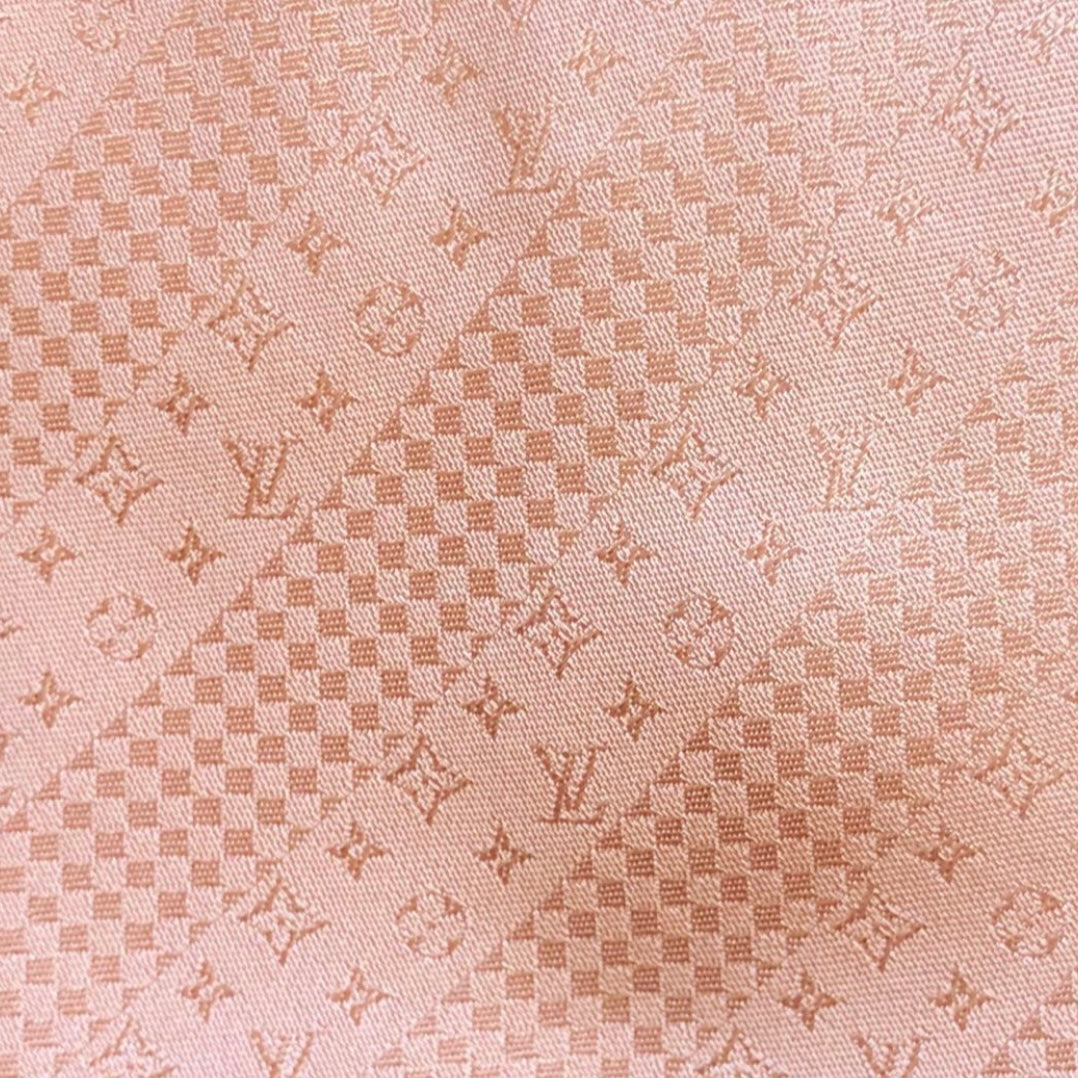 Tailormade fabric:LV