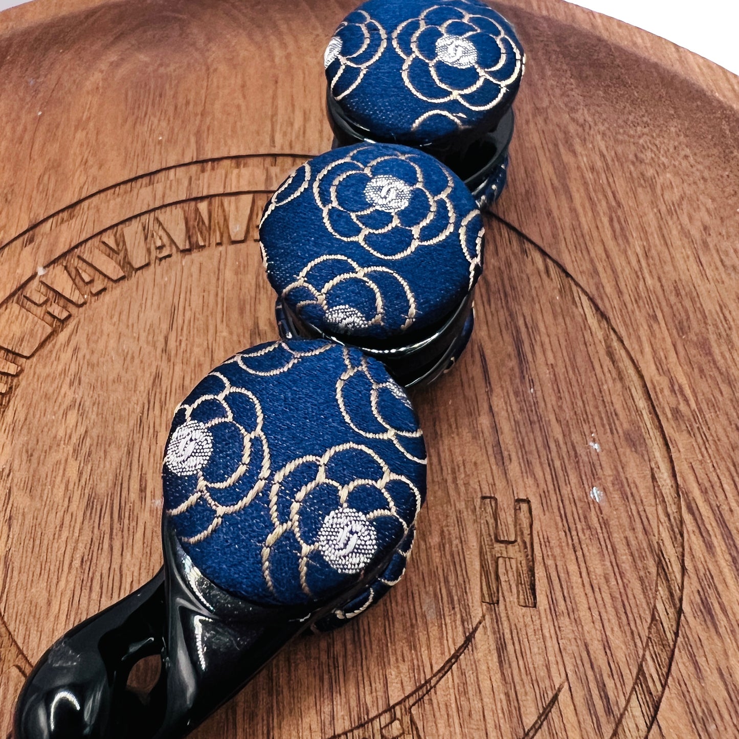 CC- CC0081- Navy & Rose Gold camellia with CC logo- banana clip