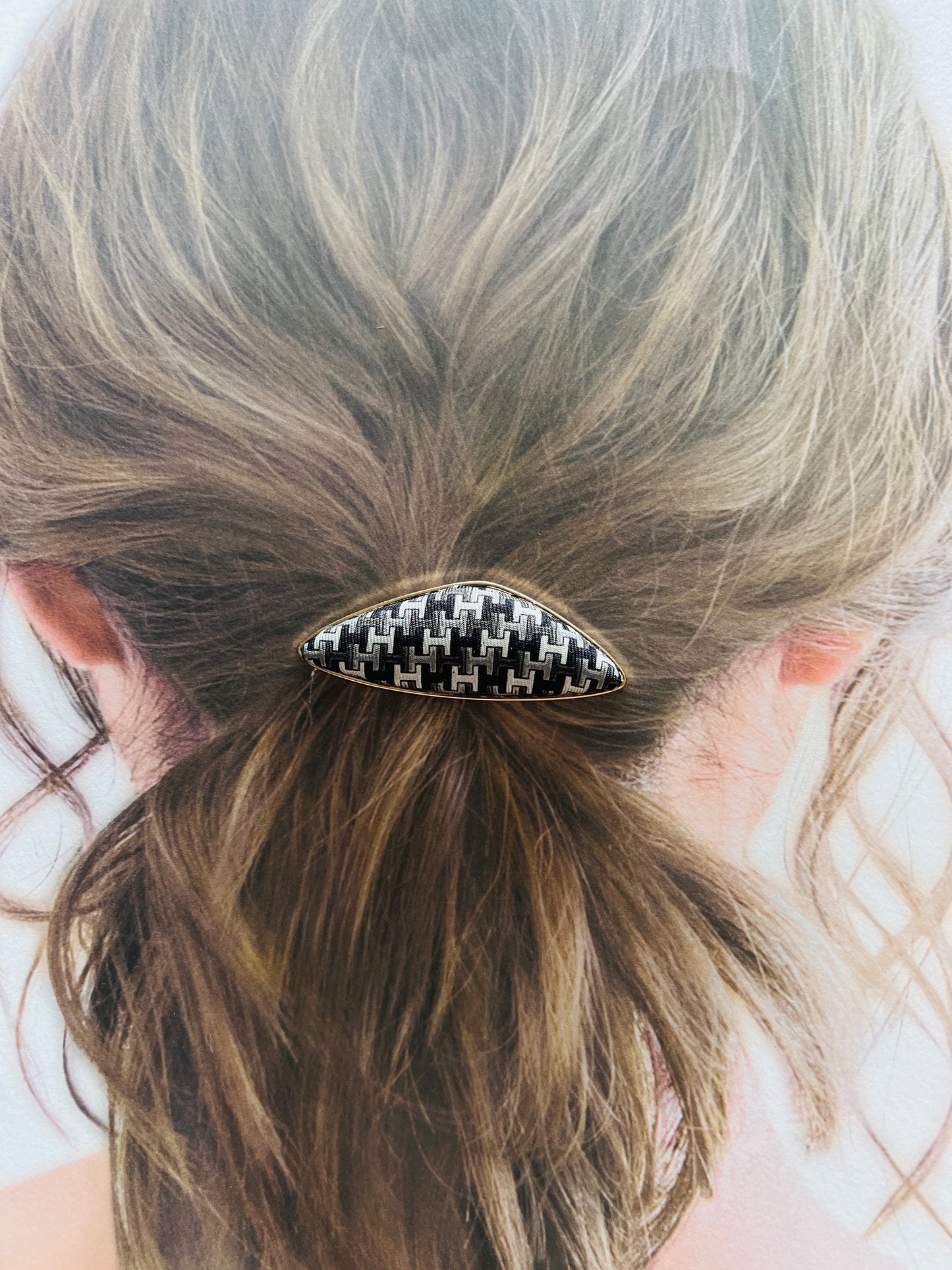 H-H0029- Black & white "H" all over pattern~ hairband