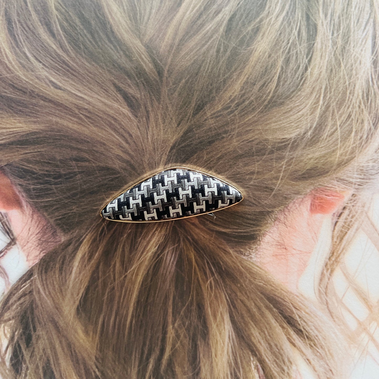 H-H0029- Black & white "H" all over pattern~ hairband