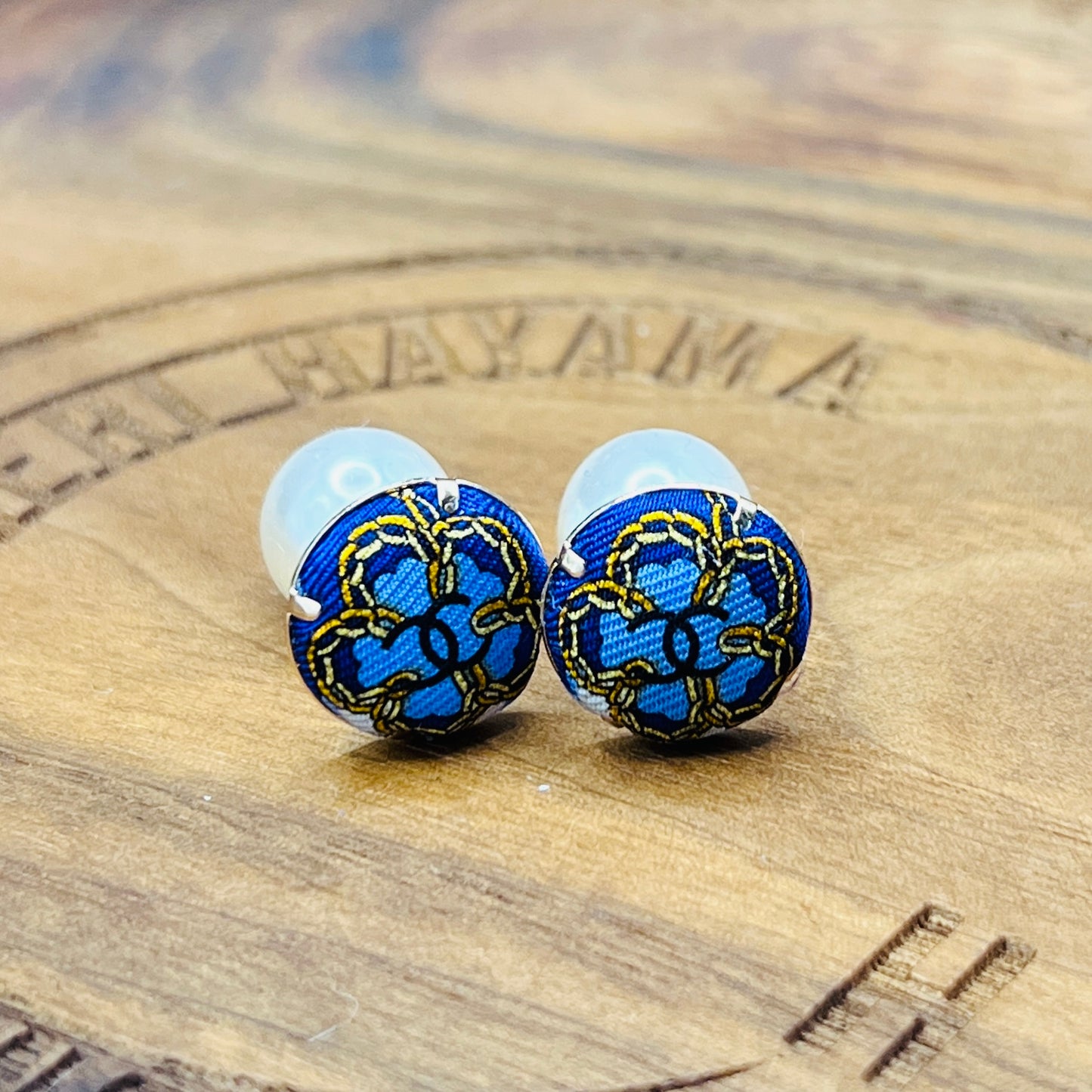 CC-  ocean blue & Gold chain flower with CC logo CC064- 6 coins style earring