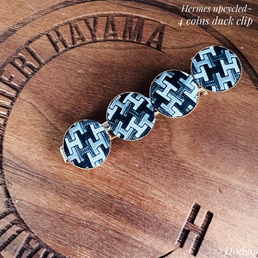 H-H0029- Black & white "H" all over pattern~ hairclips