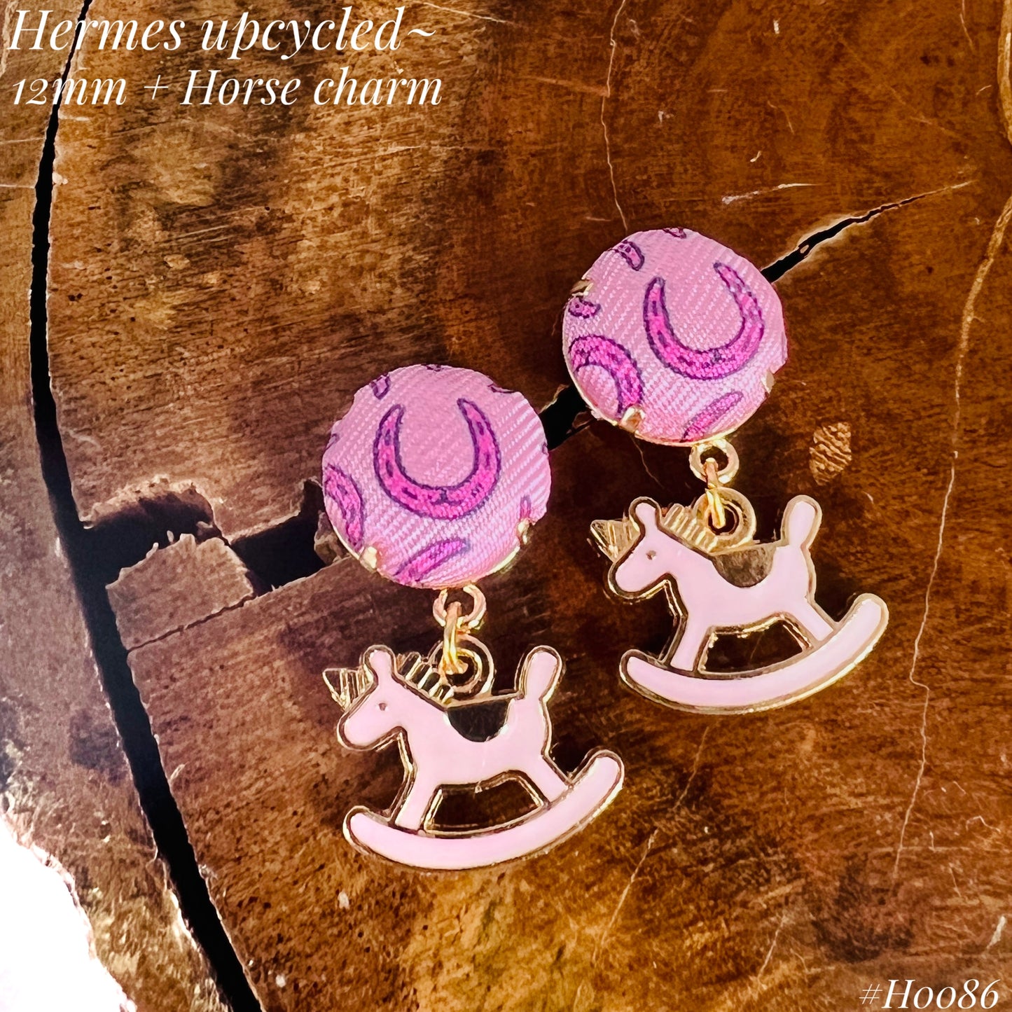 H-H0086-sakura Pink & Shocking pink lucky horseshoes- earrings