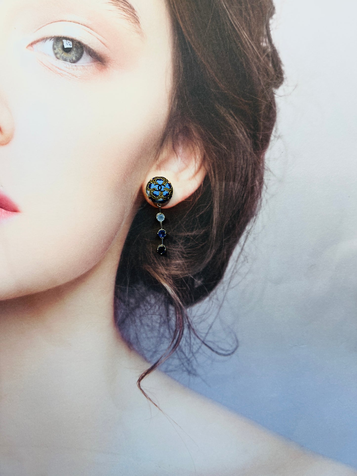 CC-  ocean blue & Gold chain flower with CC logo CC064- 6 coins style earring